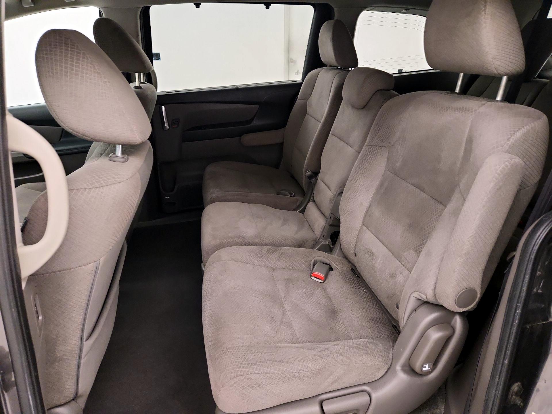 Thumbnail: 2015 Honda Odyssey - 19