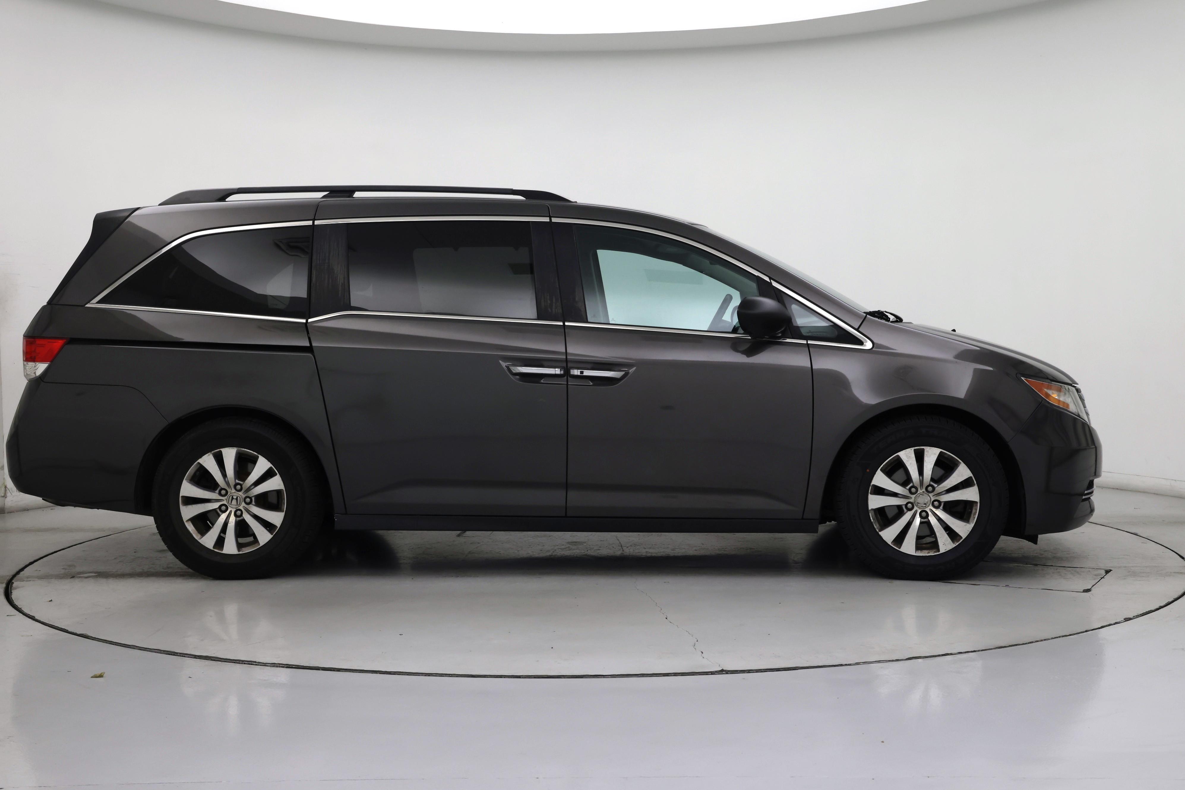 Thumbnail: 2015 Honda Odyssey - 7