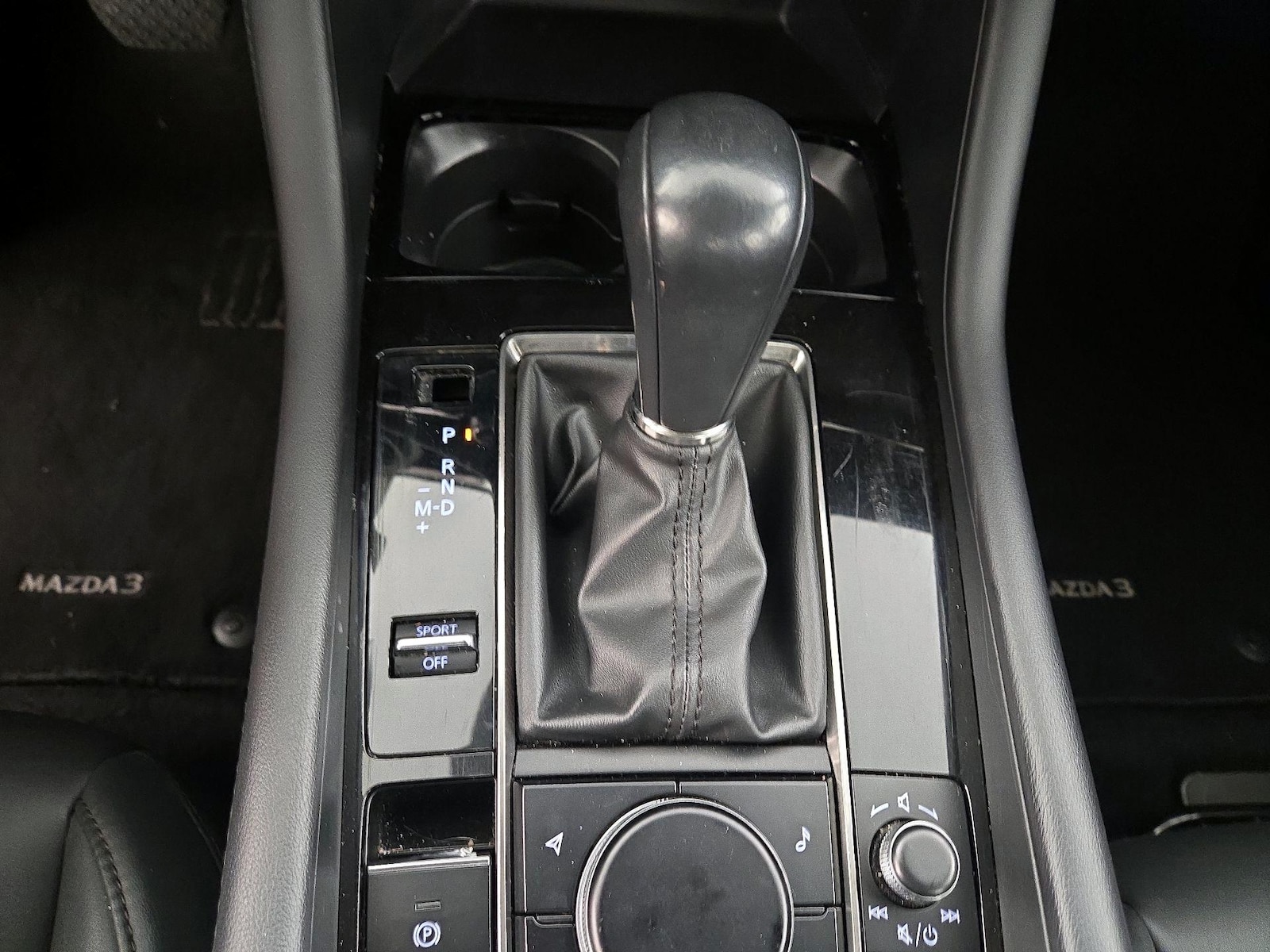 2024 Mazda Mazda3 Preferred - Photo 18