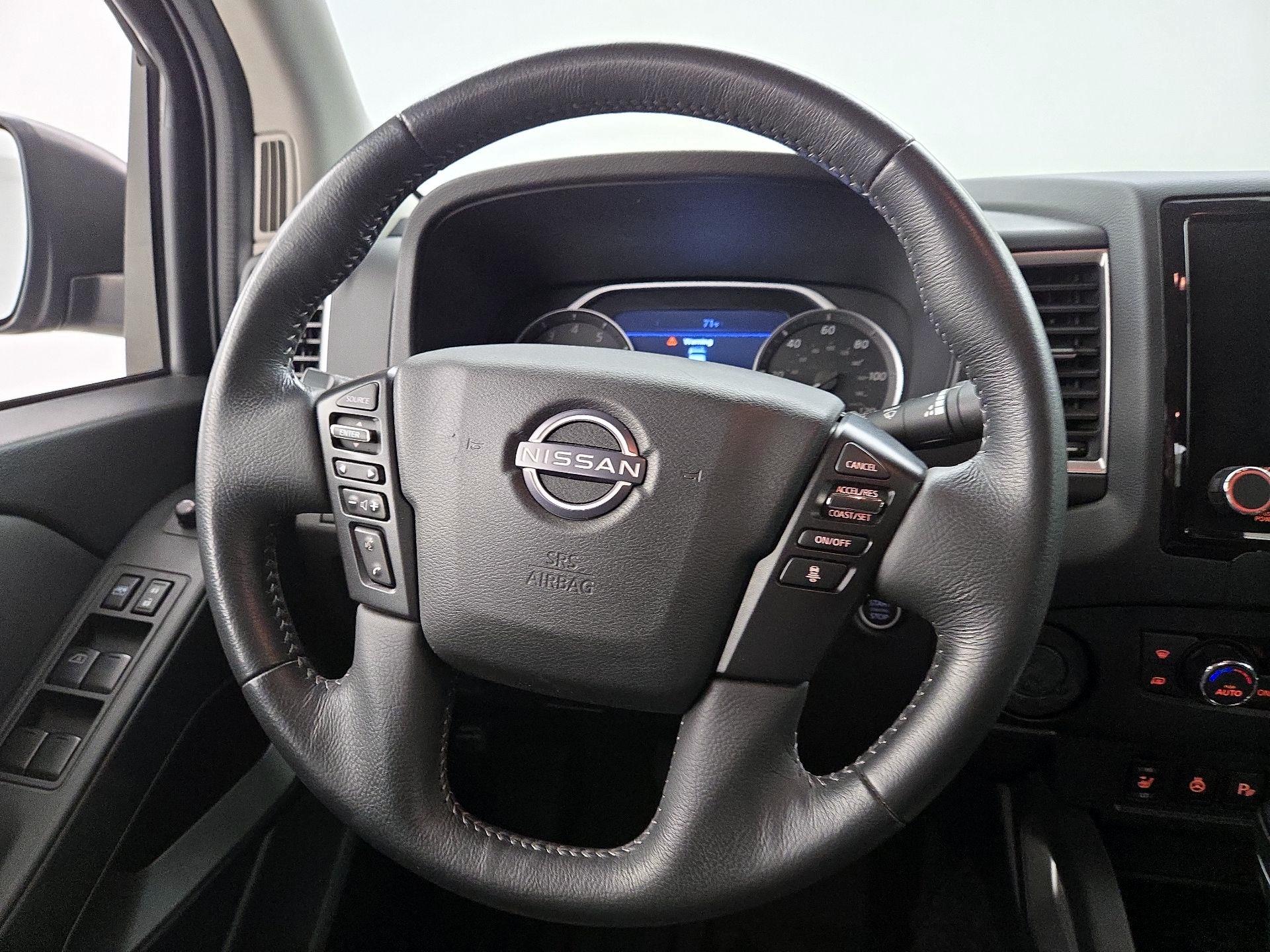 Thumbnail: 2022 Nissan Frontier - 10