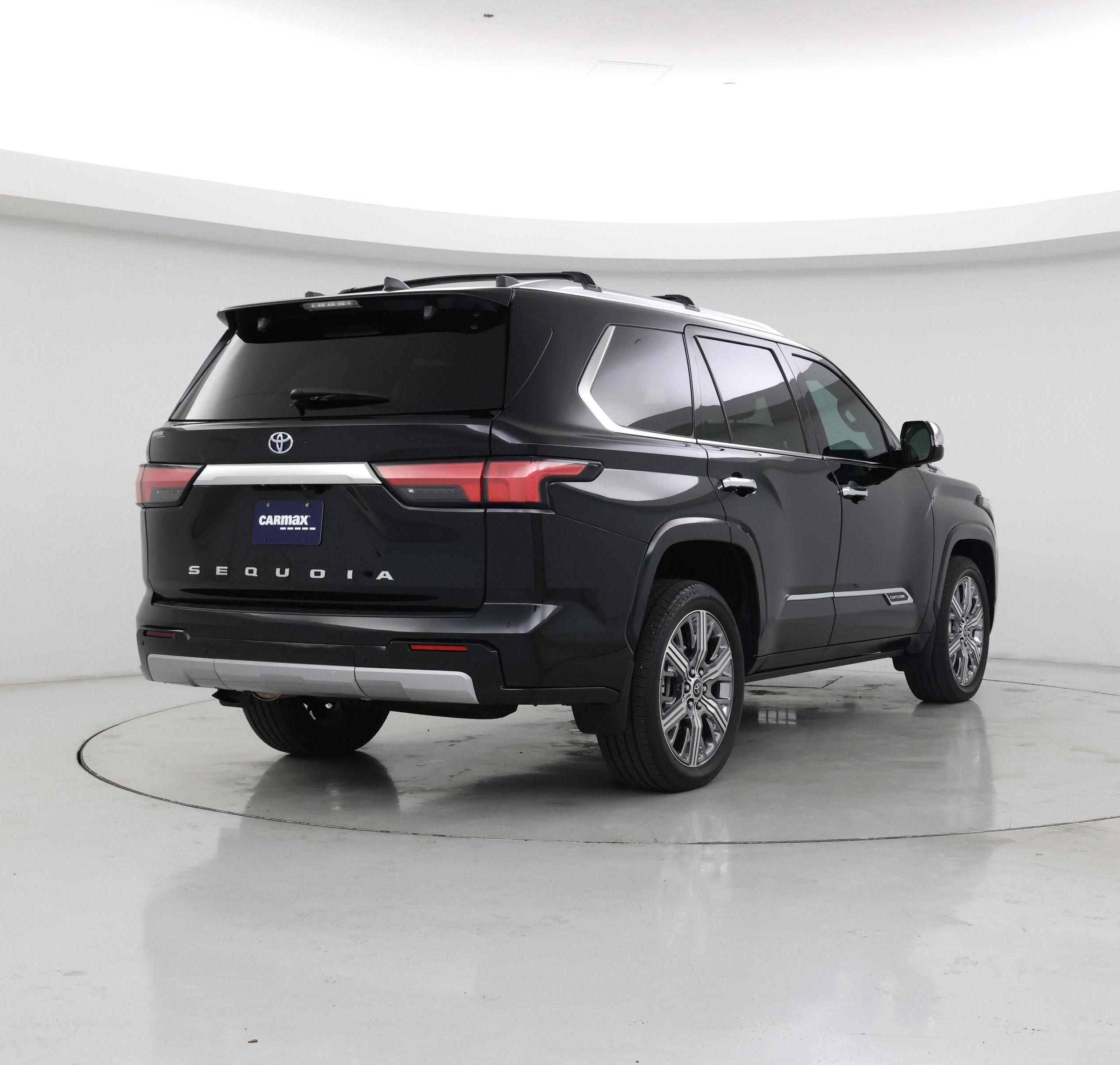 Thumbnail: 2024 Toyota Sequoia - 8
