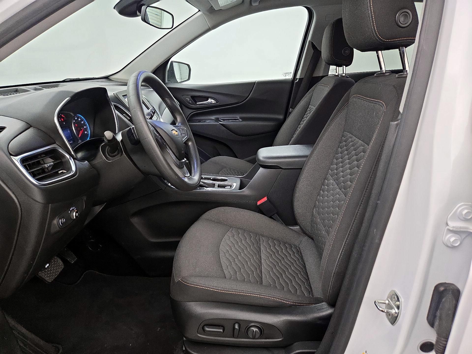 Thumbnail: 2021 Chevrolet Equinox - 11
