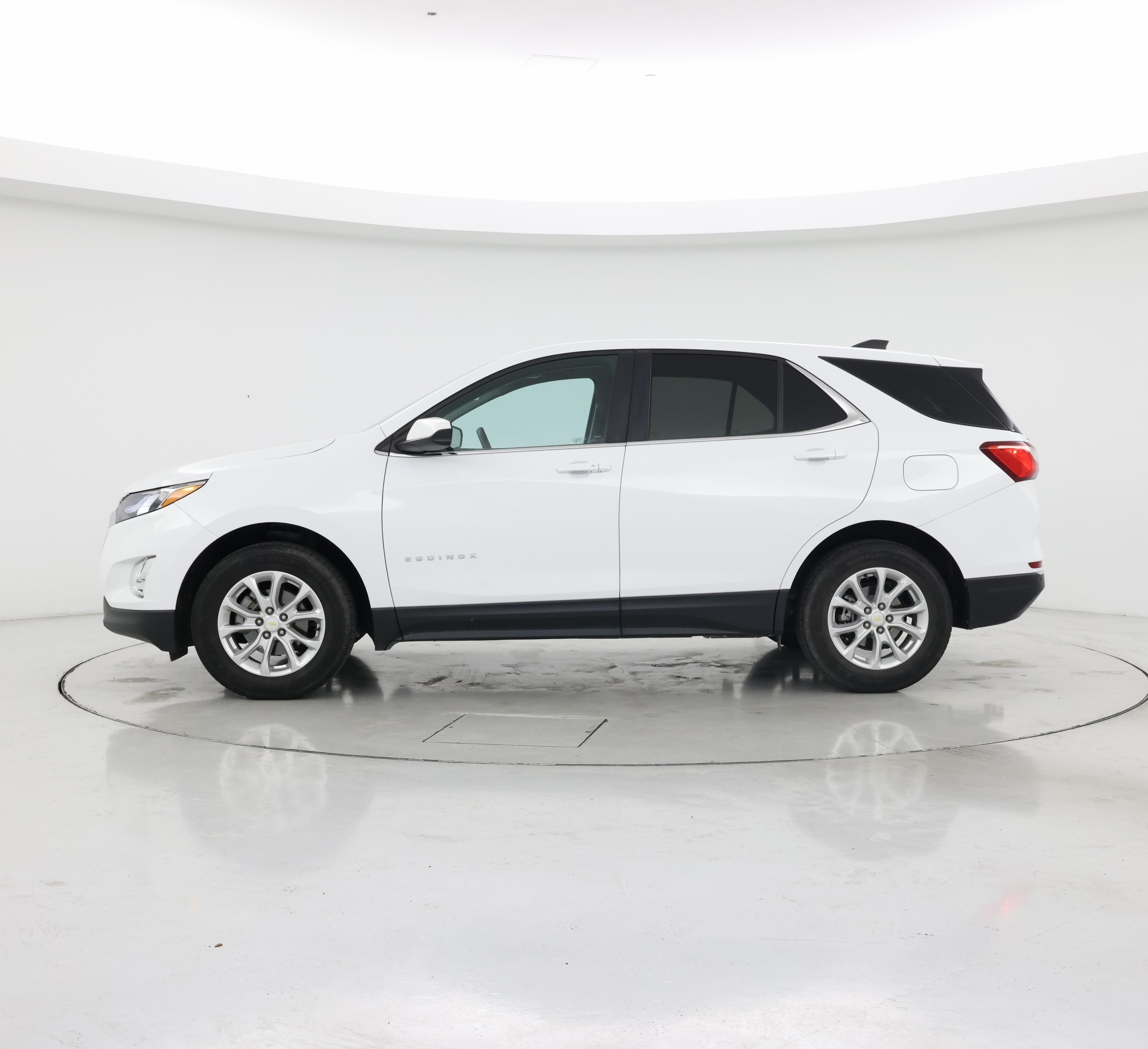 Thumbnail: 2021 Chevrolet Equinox - 3