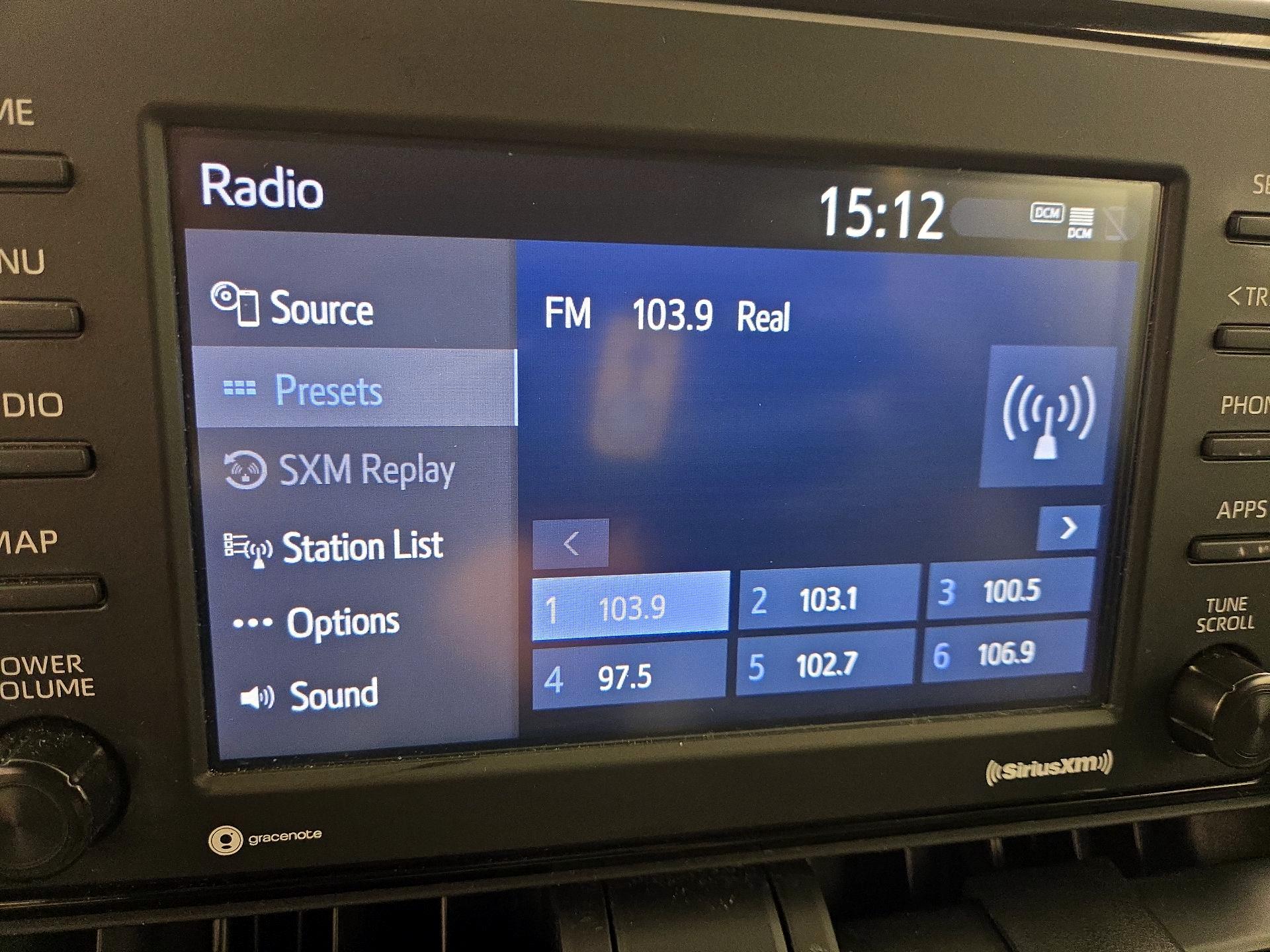 Thumbnail: 2021 Toyota RAV4 - 15