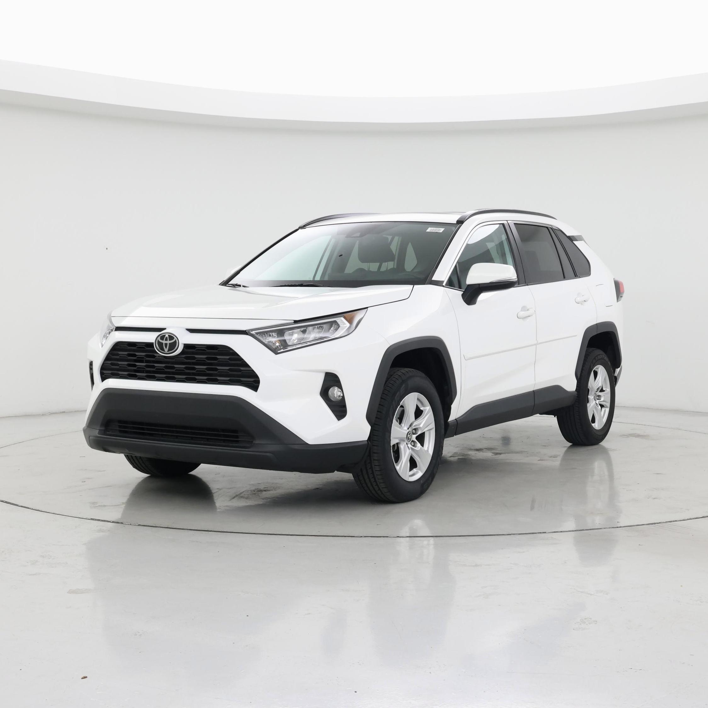 Thumbnail: 2021 Toyota RAV4 - 4
