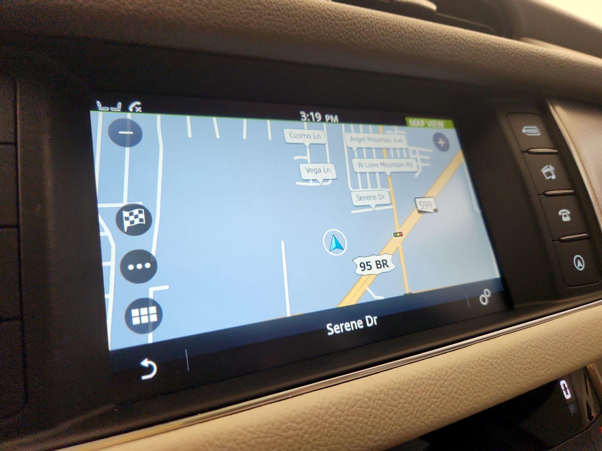 Thumbnail: 2017 Jaguar XF - 14