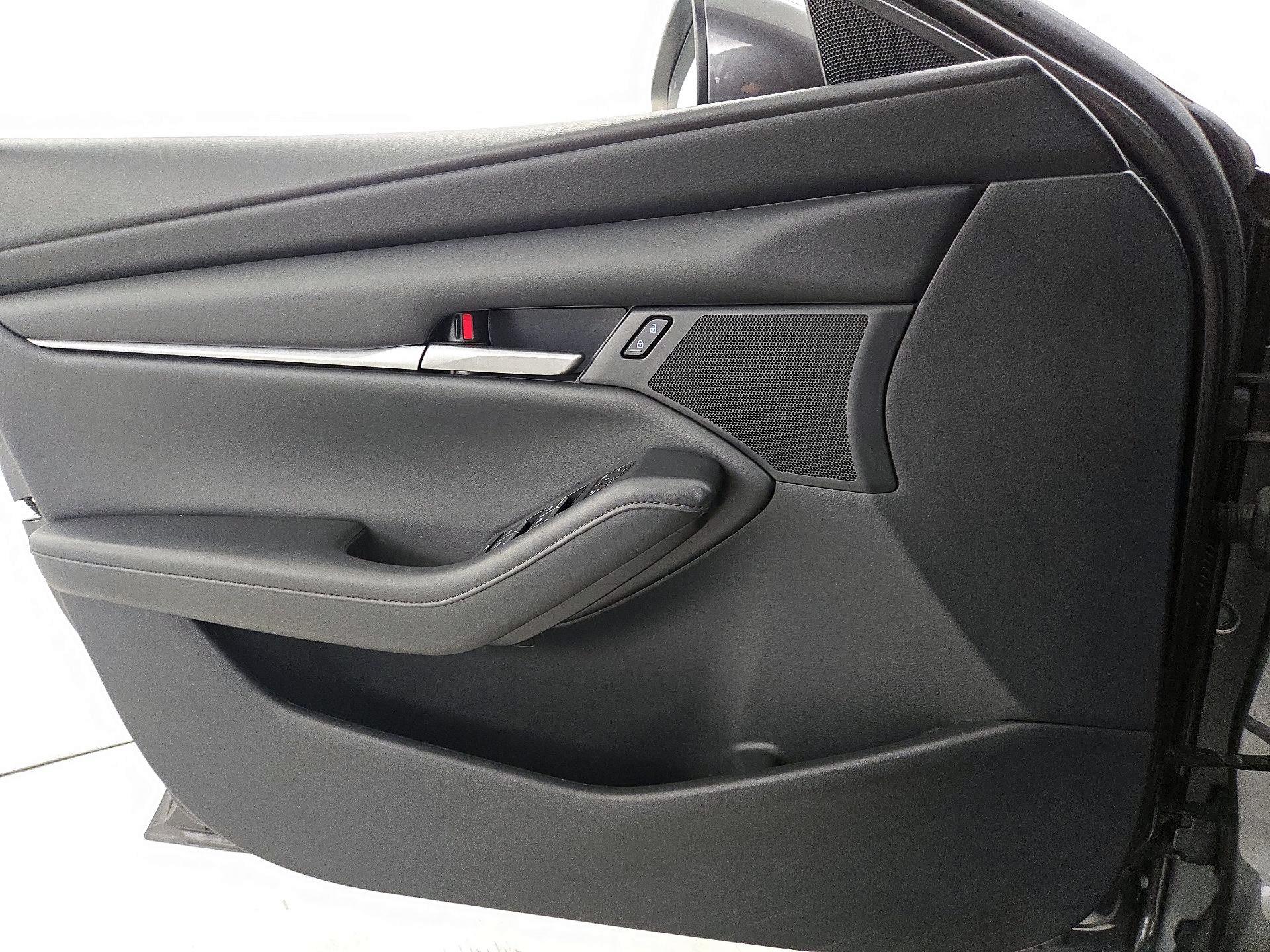 Thumbnail: 2020 Mazda Mazda3 - 12