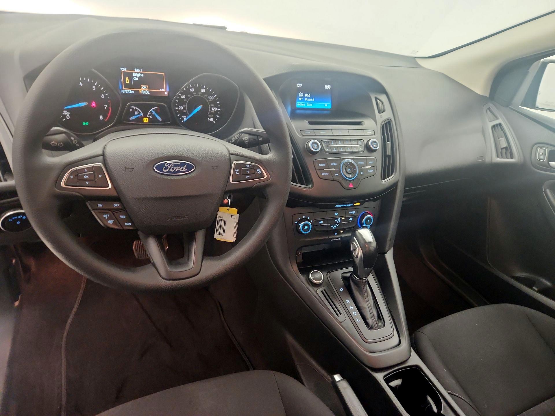 Thumbnail: 2016 Ford Focus - 9