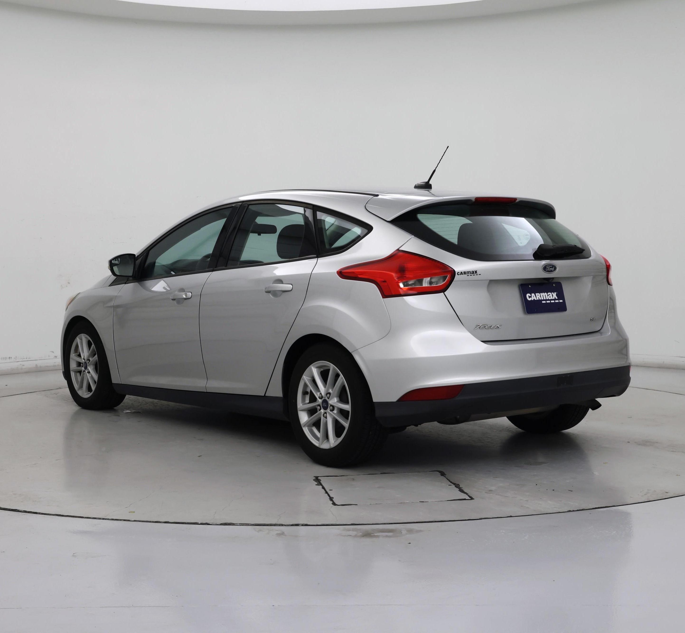 Thumbnail: 2016 Ford Focus - 2