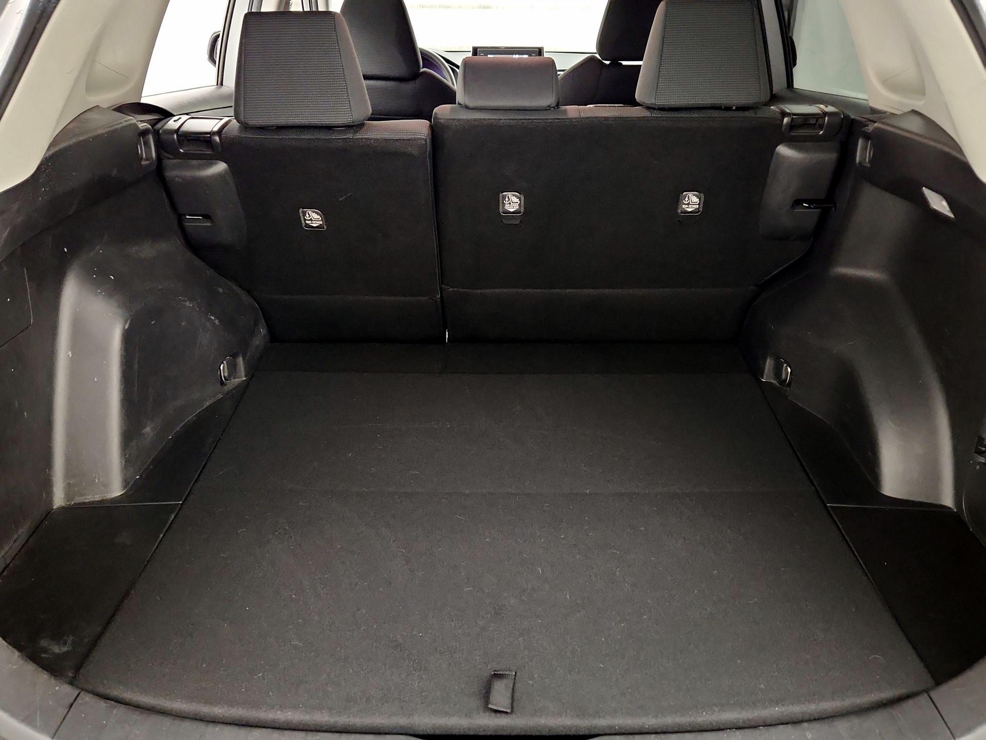 Thumbnail: 2021 Toyota RAV4 - 20