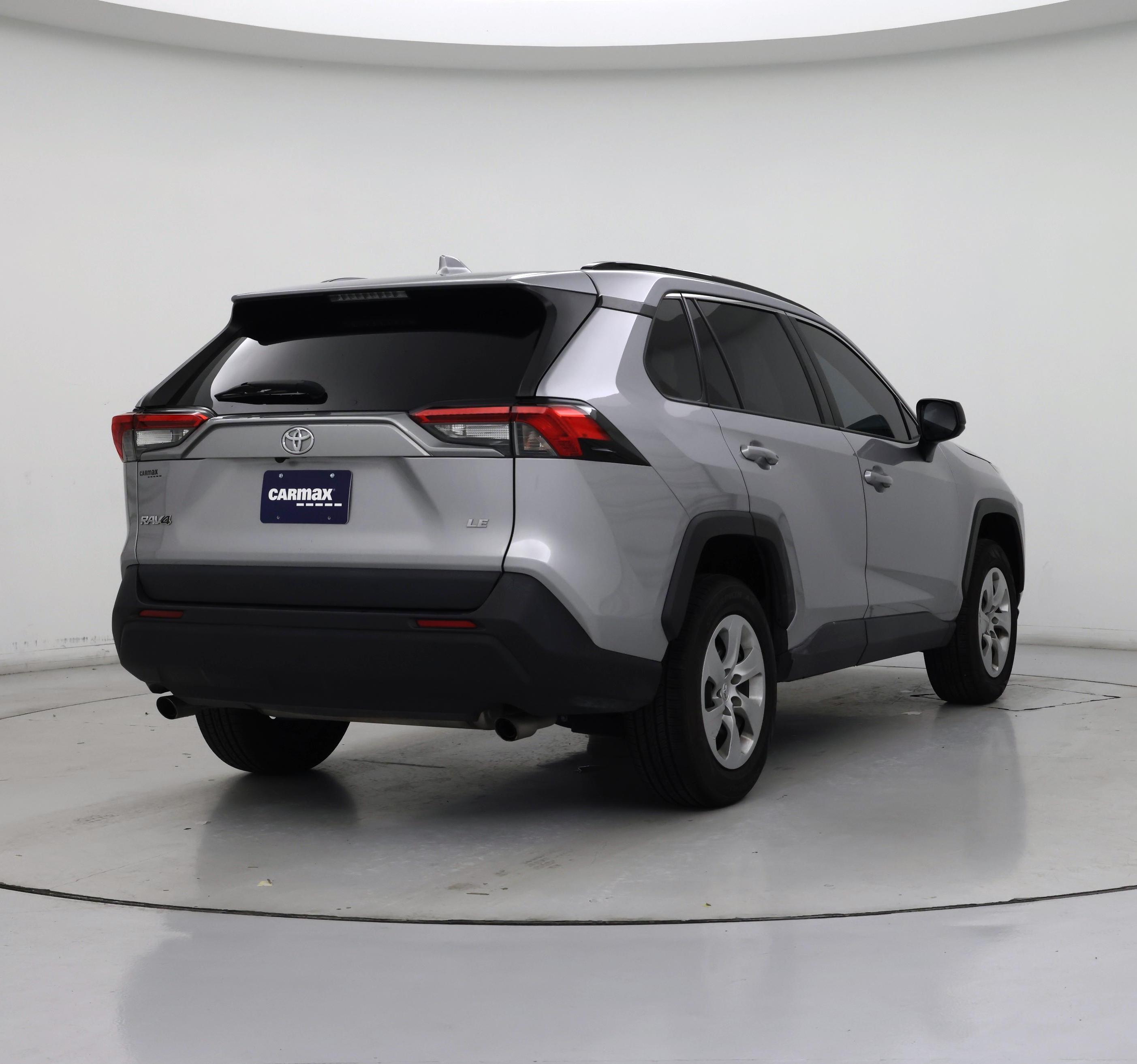 Thumbnail: 2021 Toyota RAV4 - 8