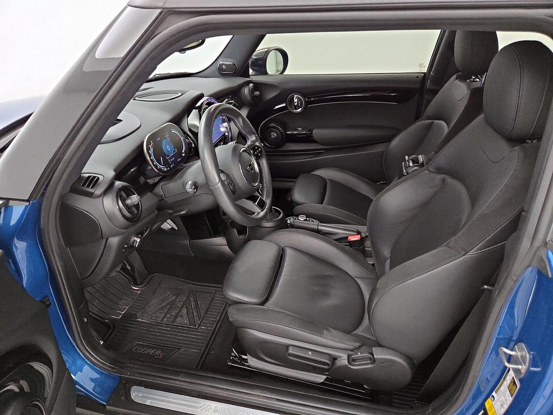 Thumbnail: 2023 MINI Cooper Hardtop - 11