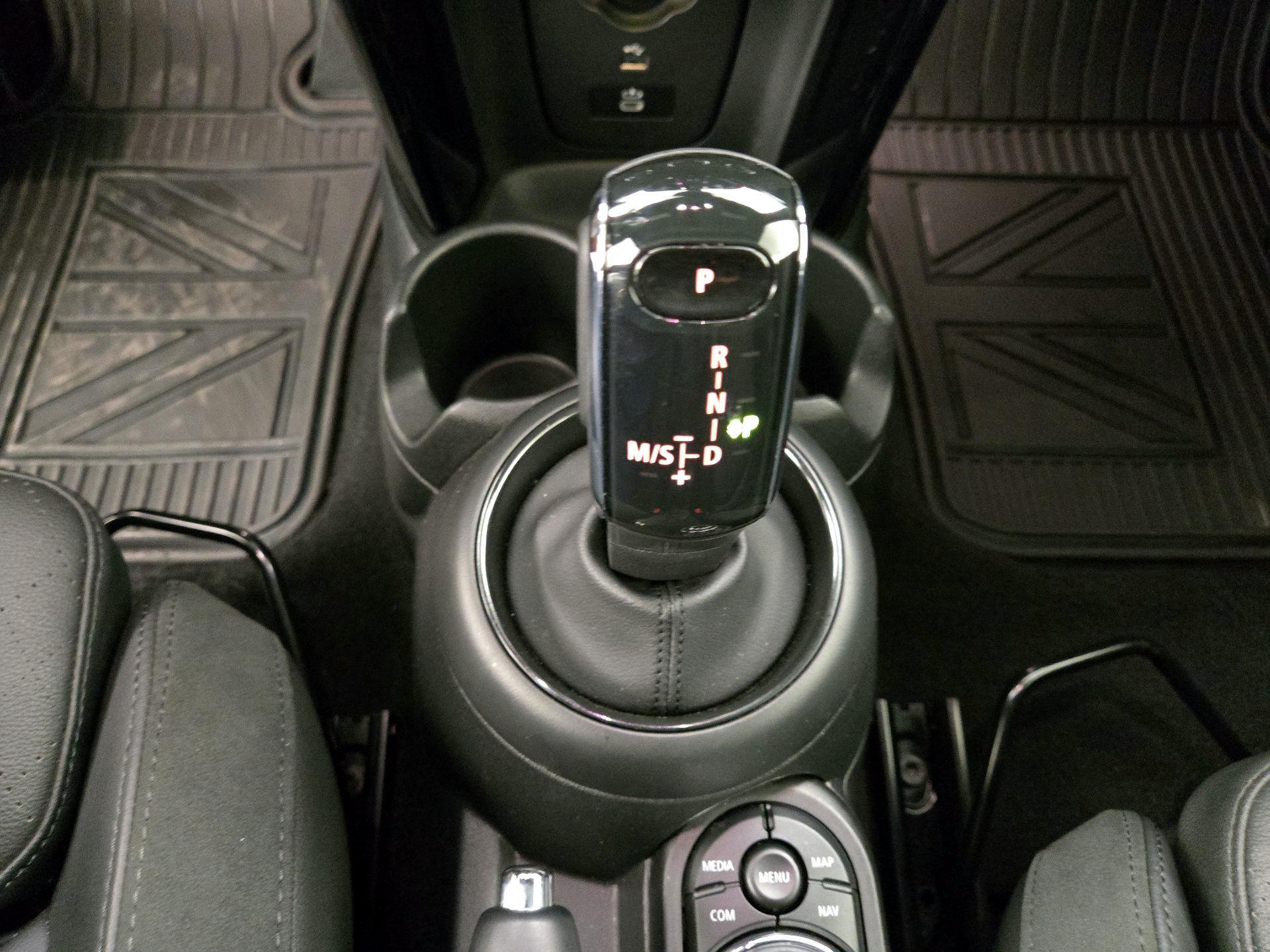 Thumbnail: 2023 MINI Cooper Hardtop - 18
