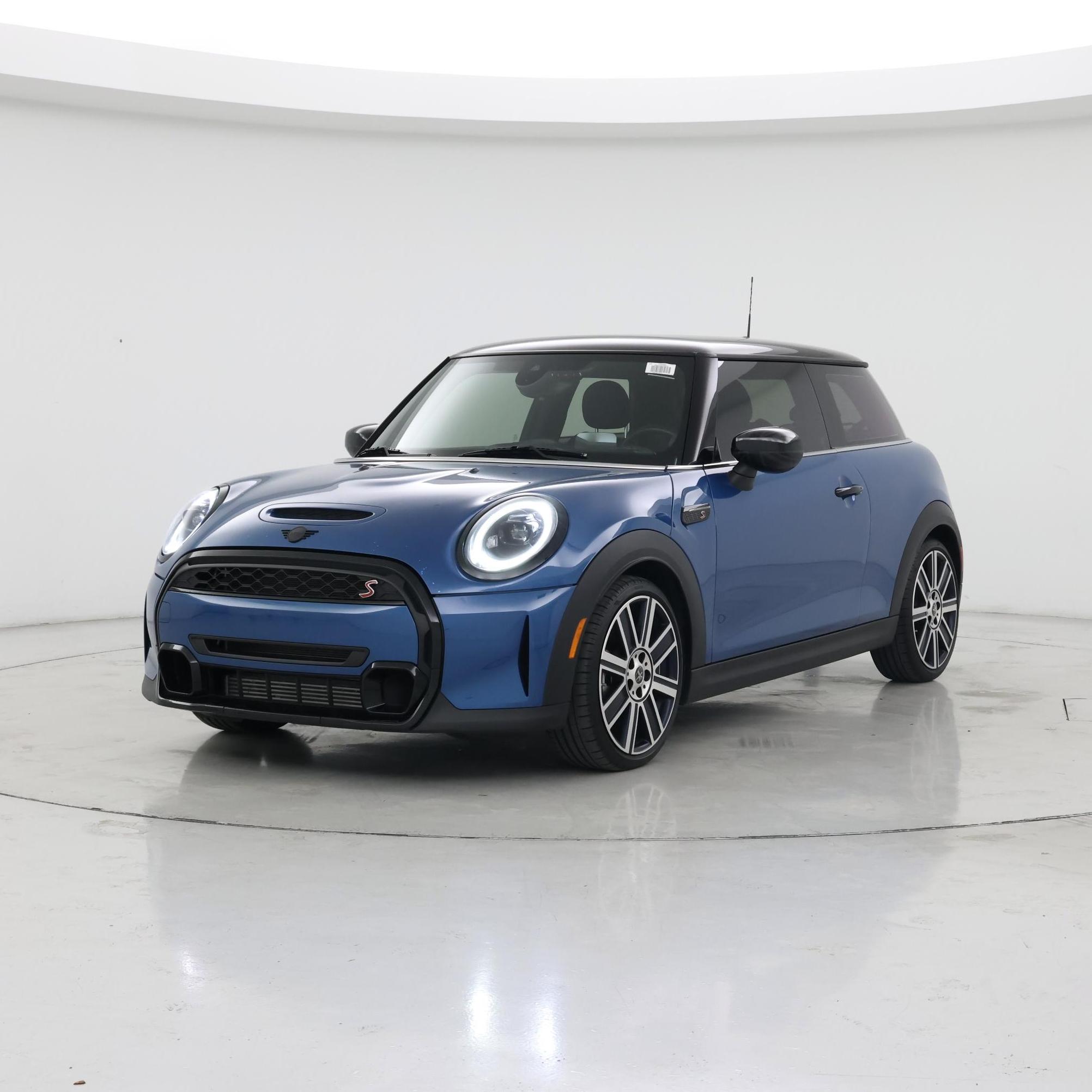 Thumbnail: 2023 MINI Cooper Hardtop - 4