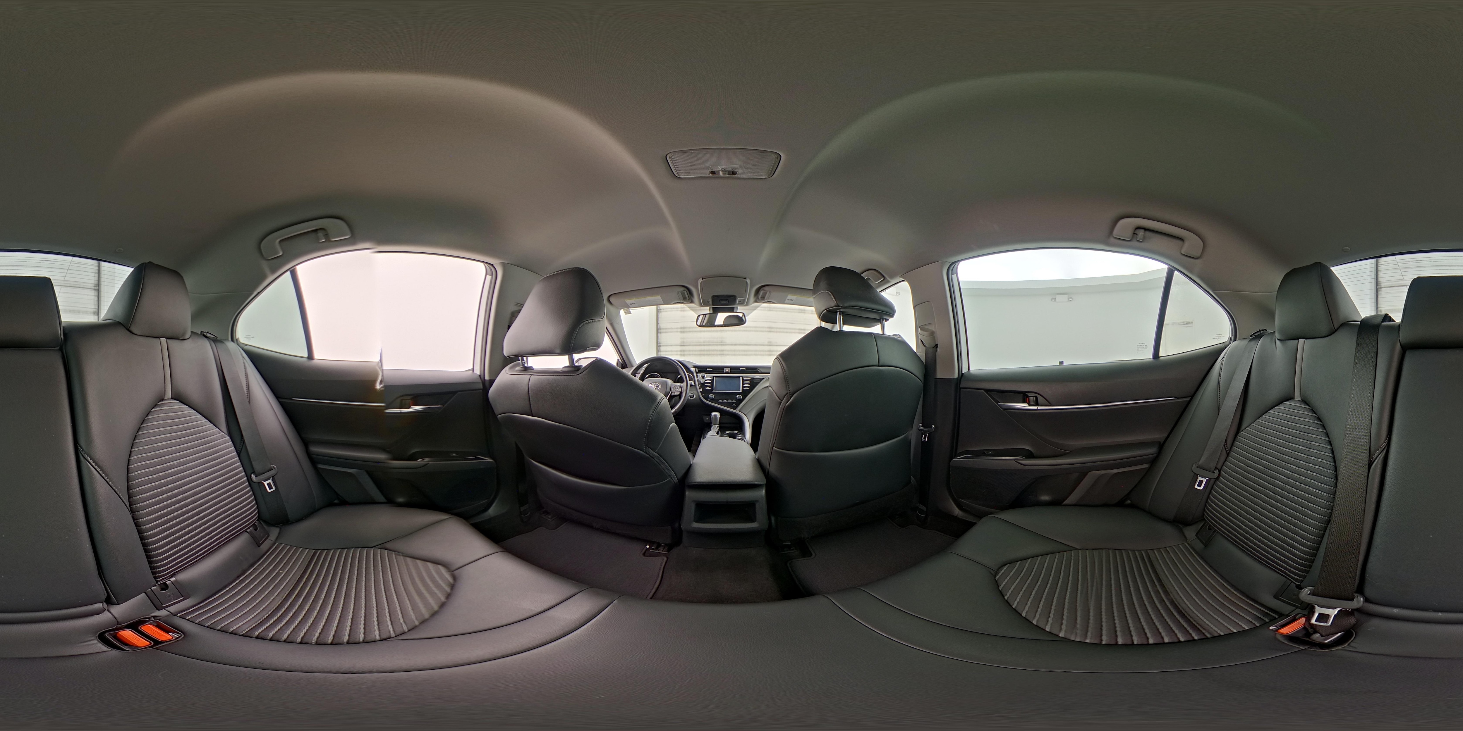 2019 Toyota Camry SE - Photo 25