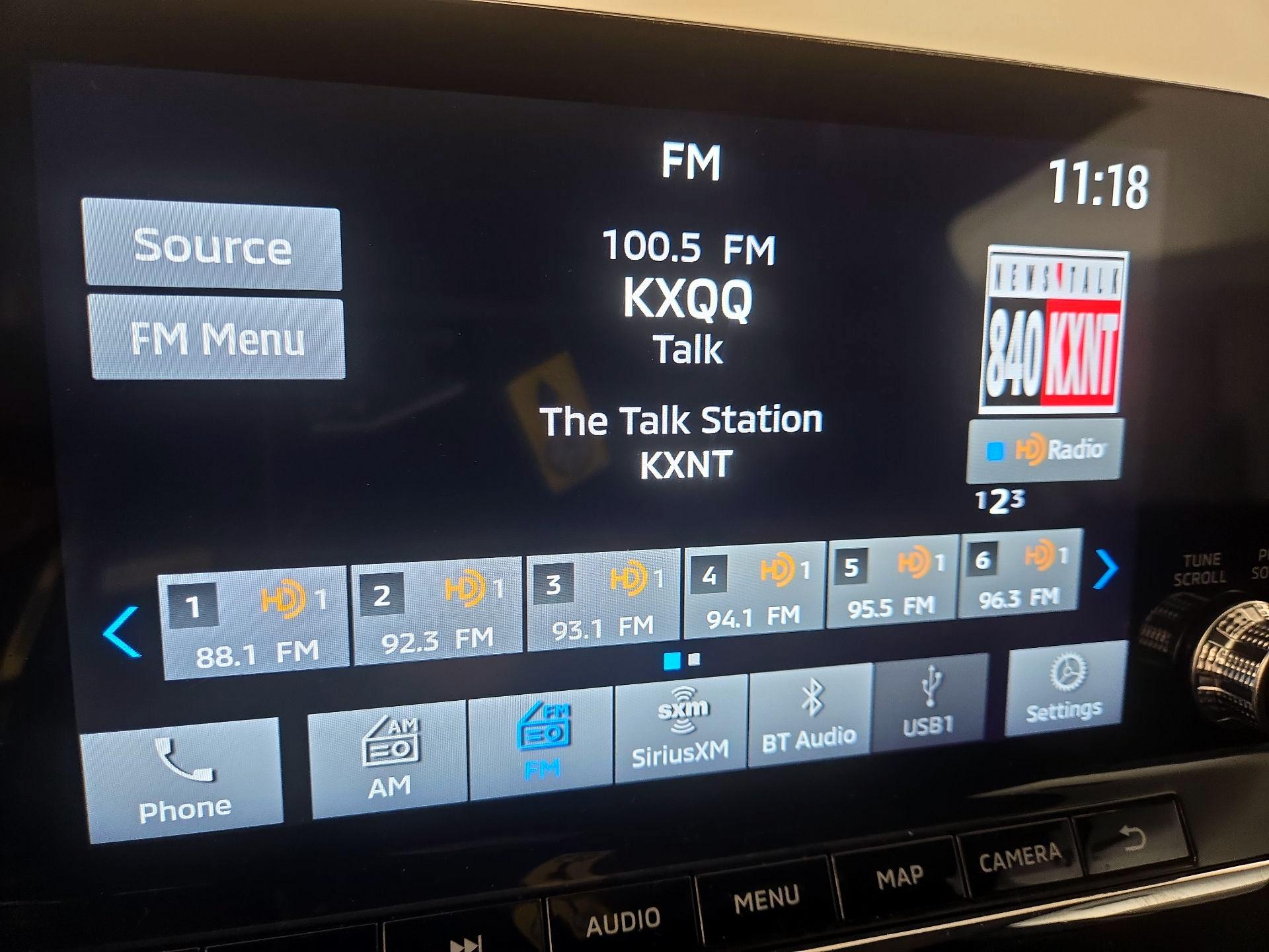 Thumbnail: 2023 Mitsubishi Outlander - 16