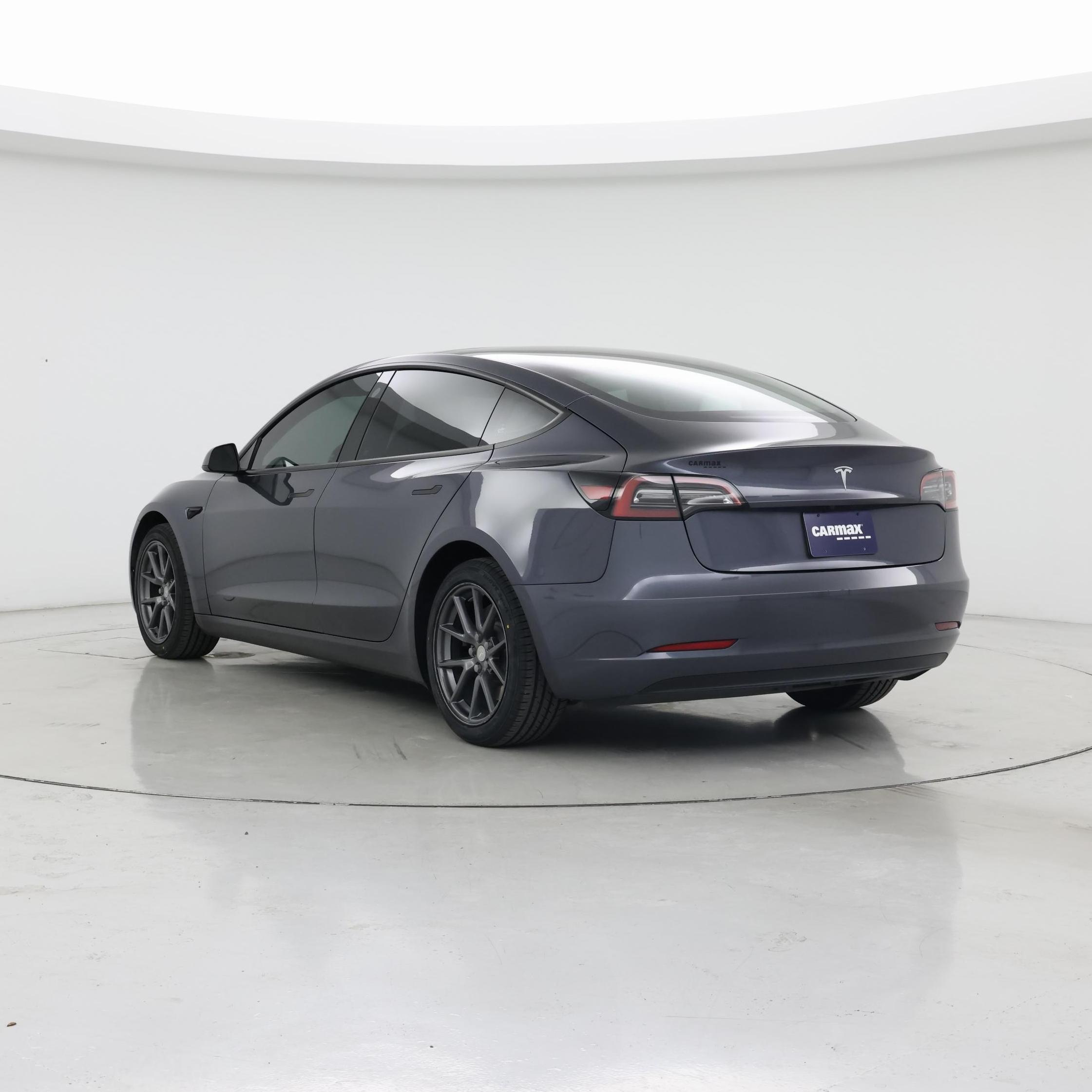 Thumbnail: 2023 Tesla Model 3 - 2