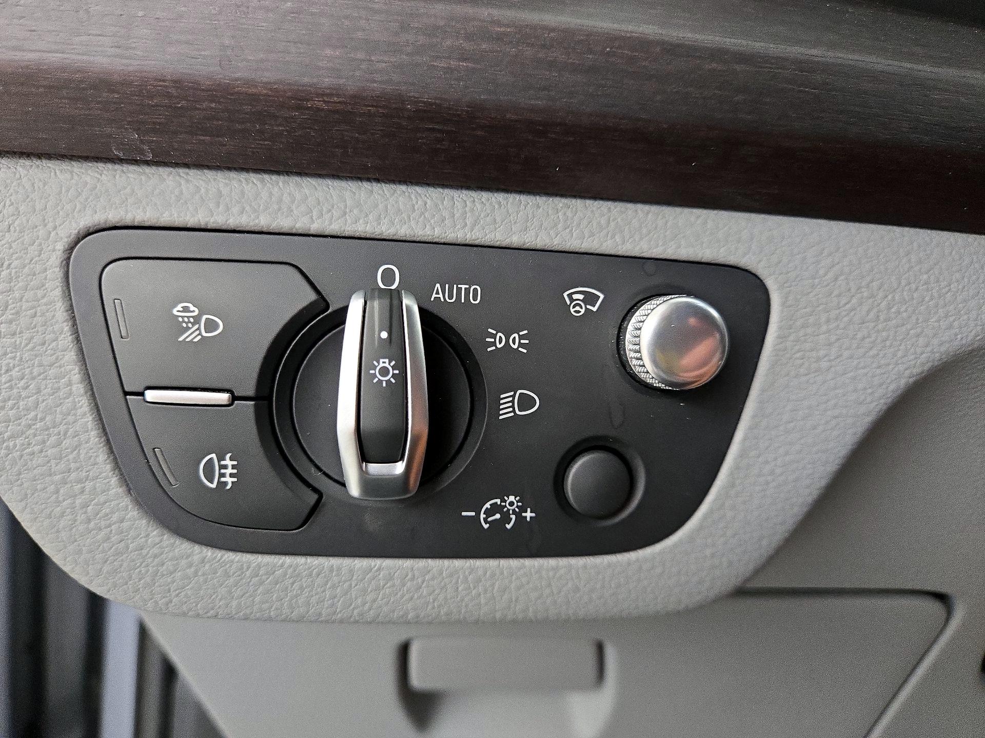 Thumbnail: 2021 Audi Q5 - 13