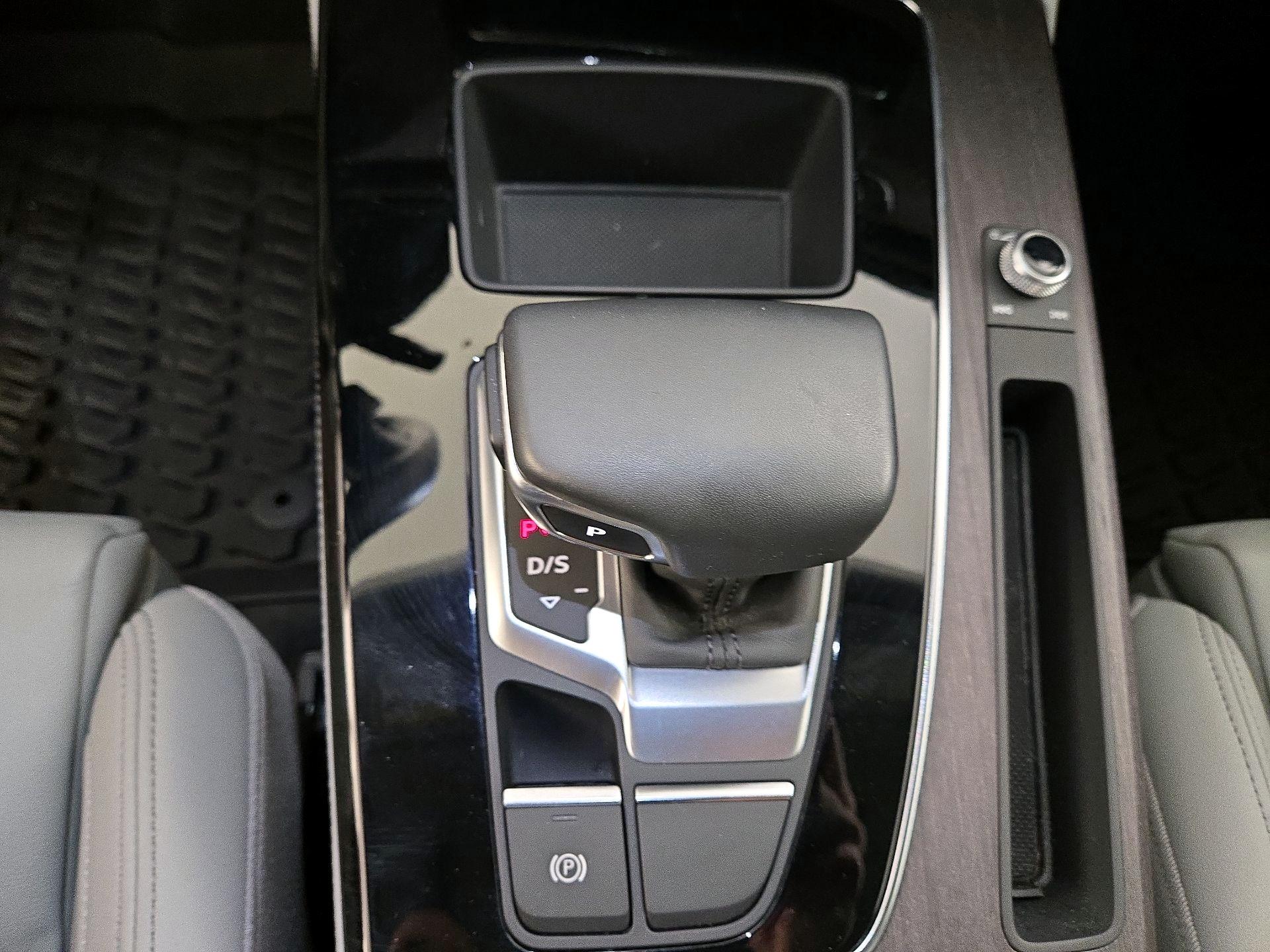 Thumbnail: 2021 Audi Q5 - 18