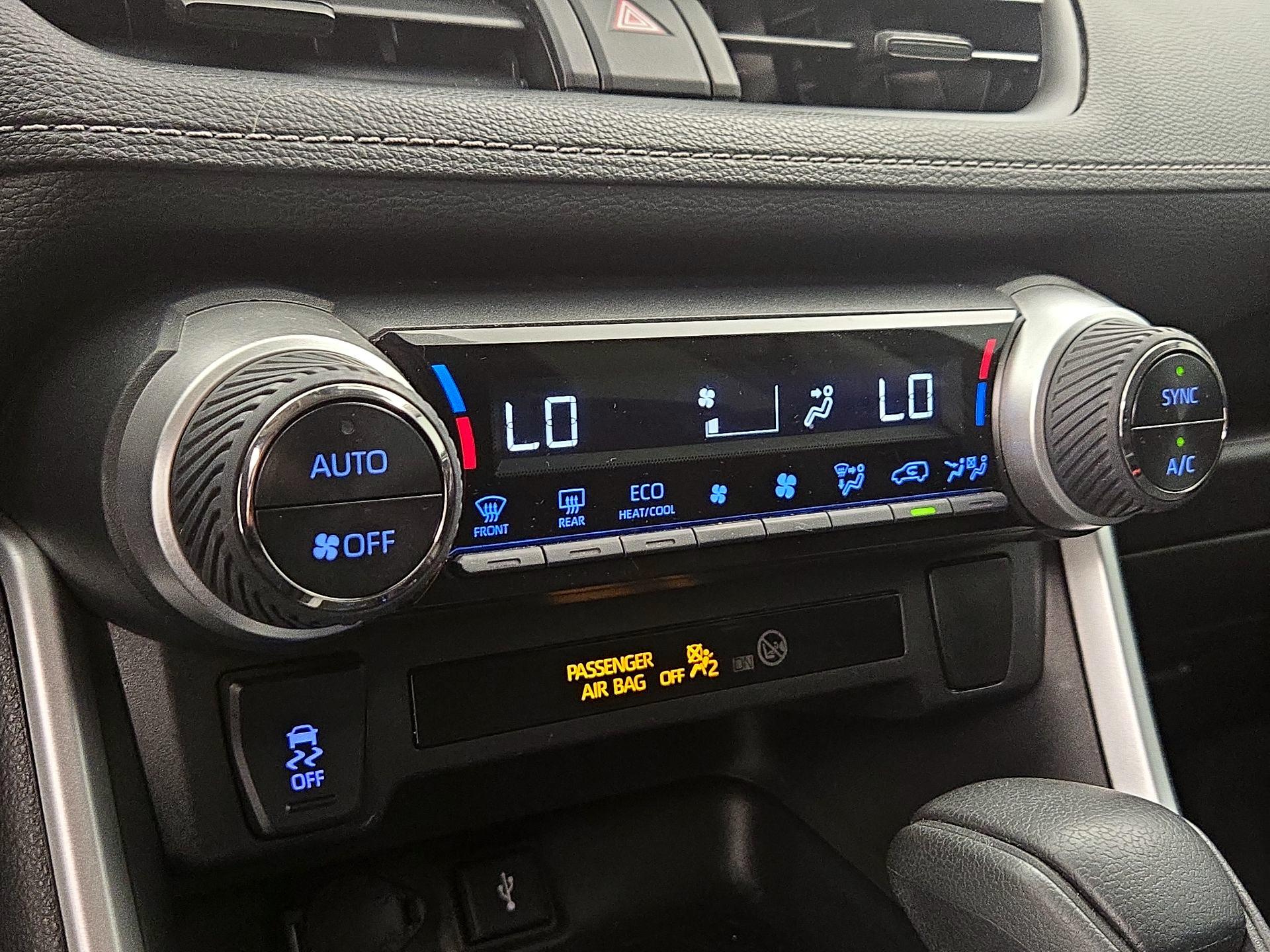Thumbnail: 2021 Toyota RAV4 - 16