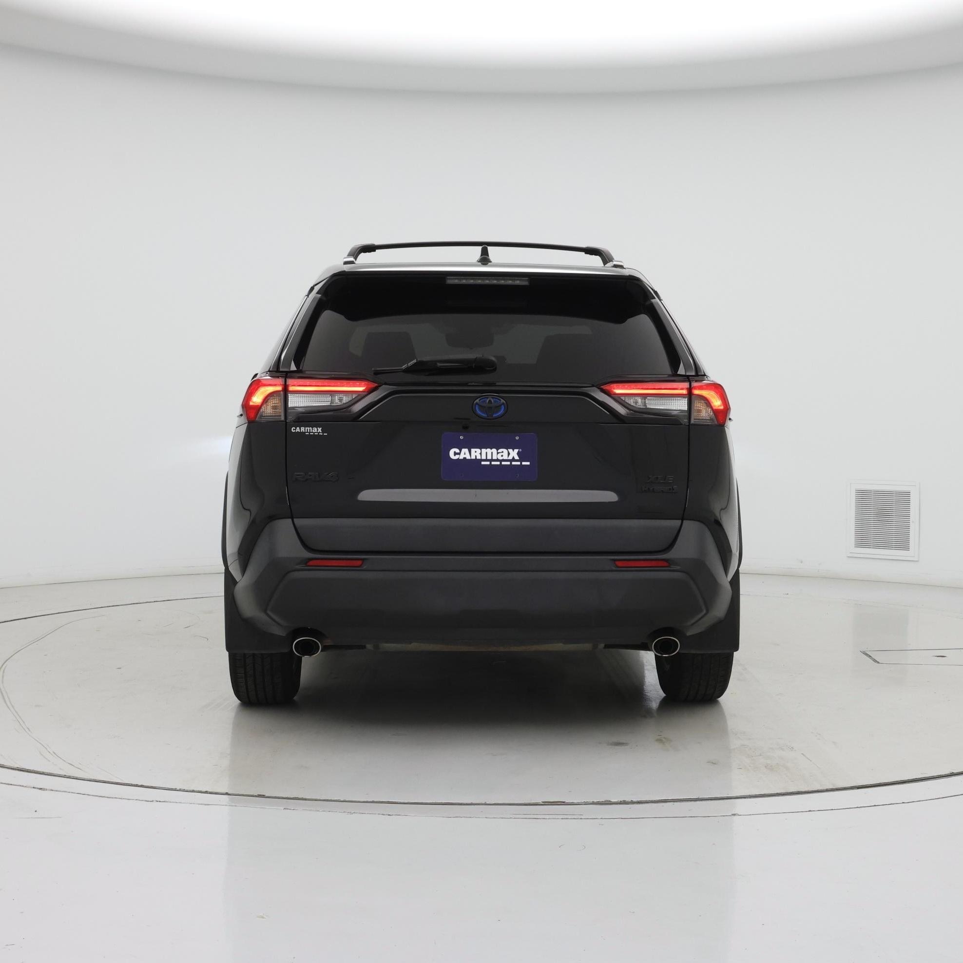 Thumbnail: 2021 Toyota RAV4 - 6