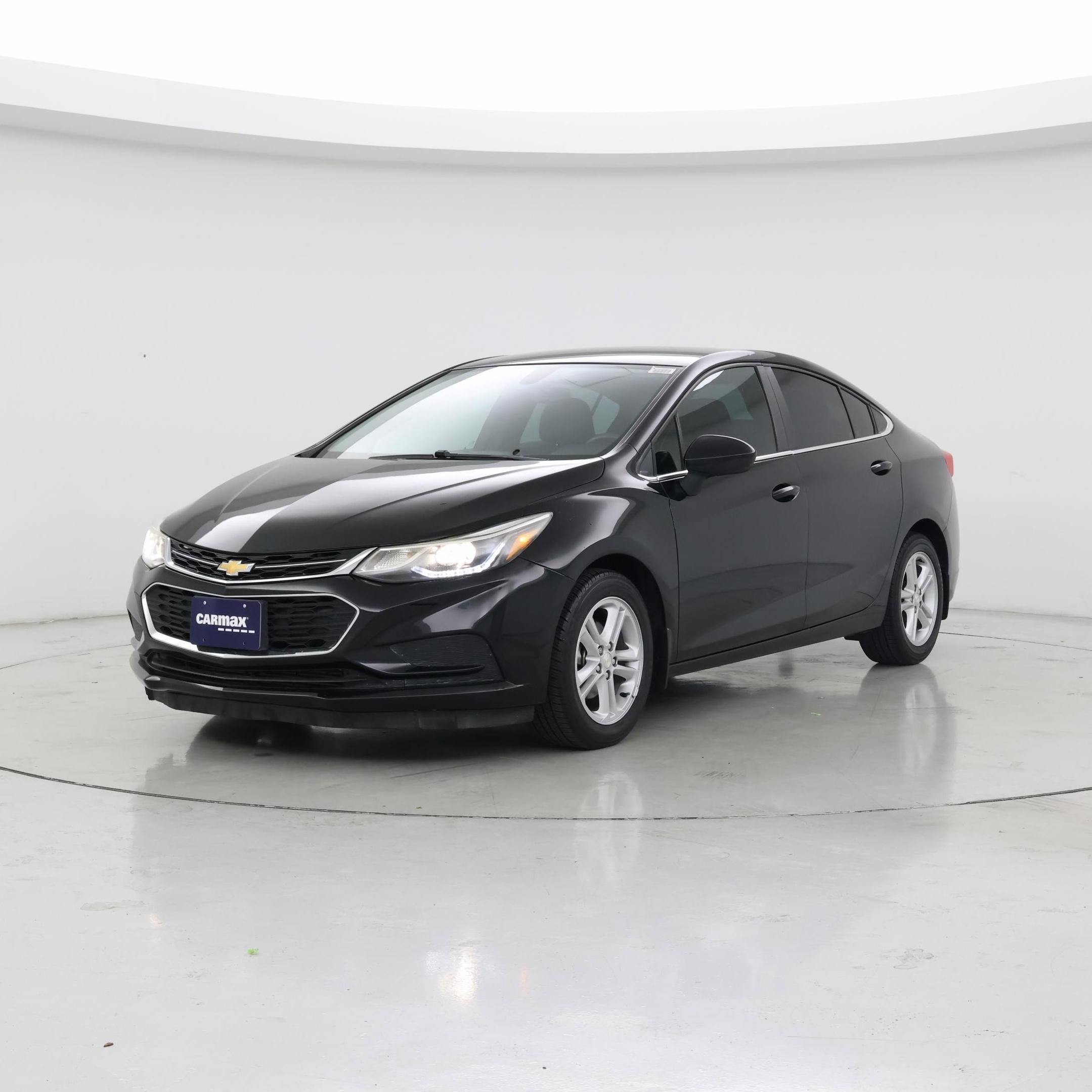 Thumbnail: 2017 Chevrolet Cruze - 4