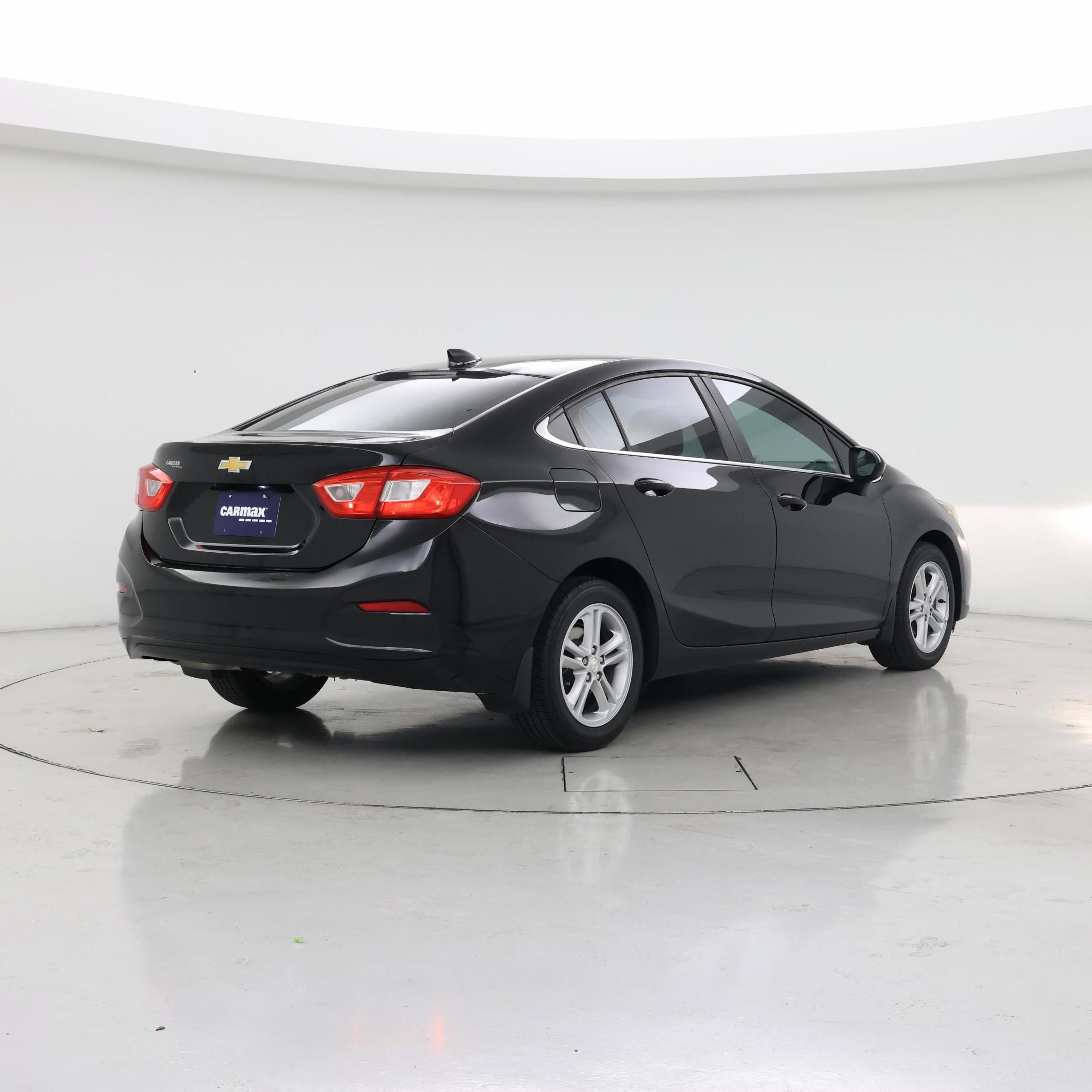 Thumbnail: 2017 Chevrolet Cruze - 8