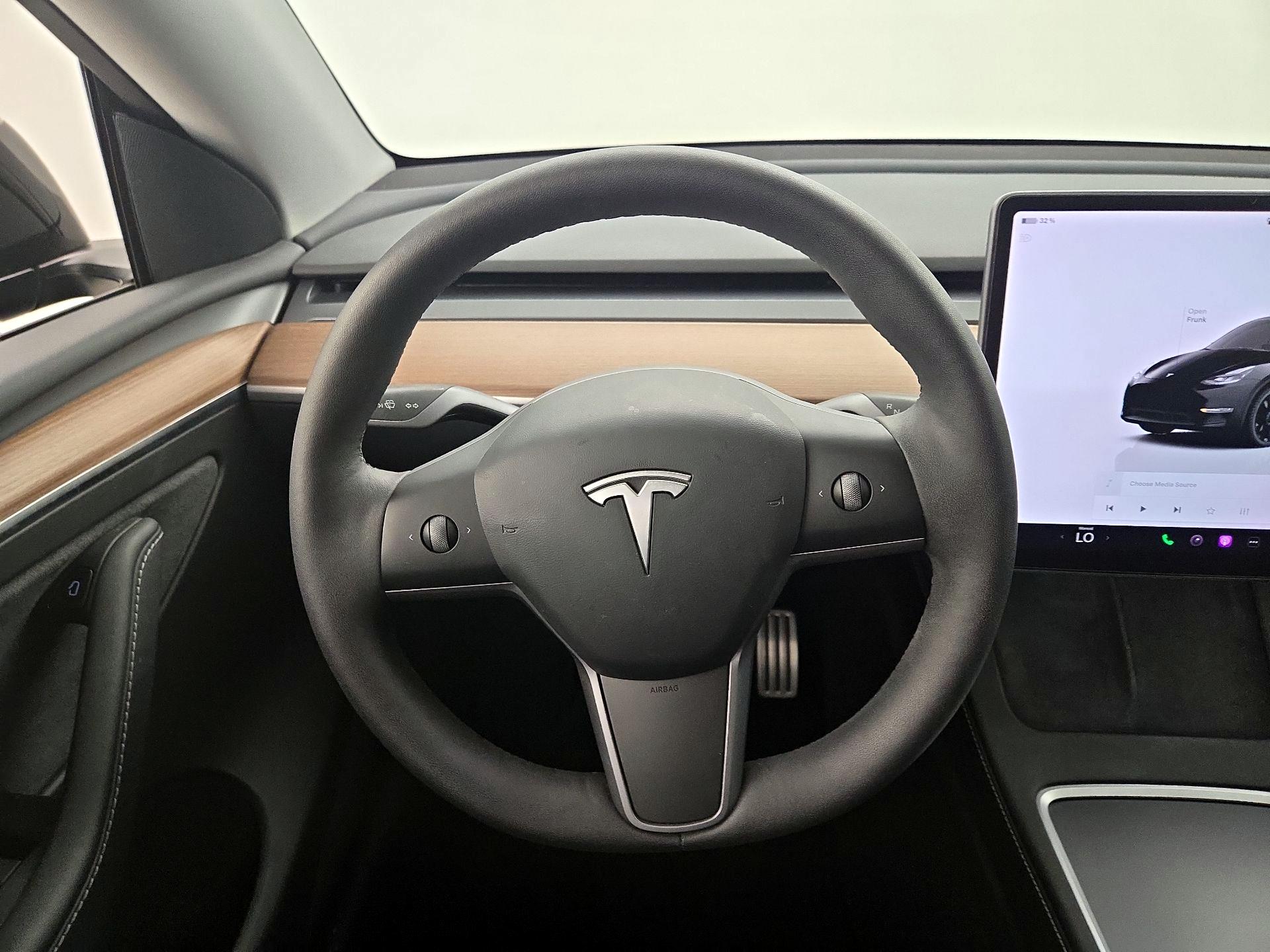 Thumbnail: 2022 Tesla Model Y - 10
