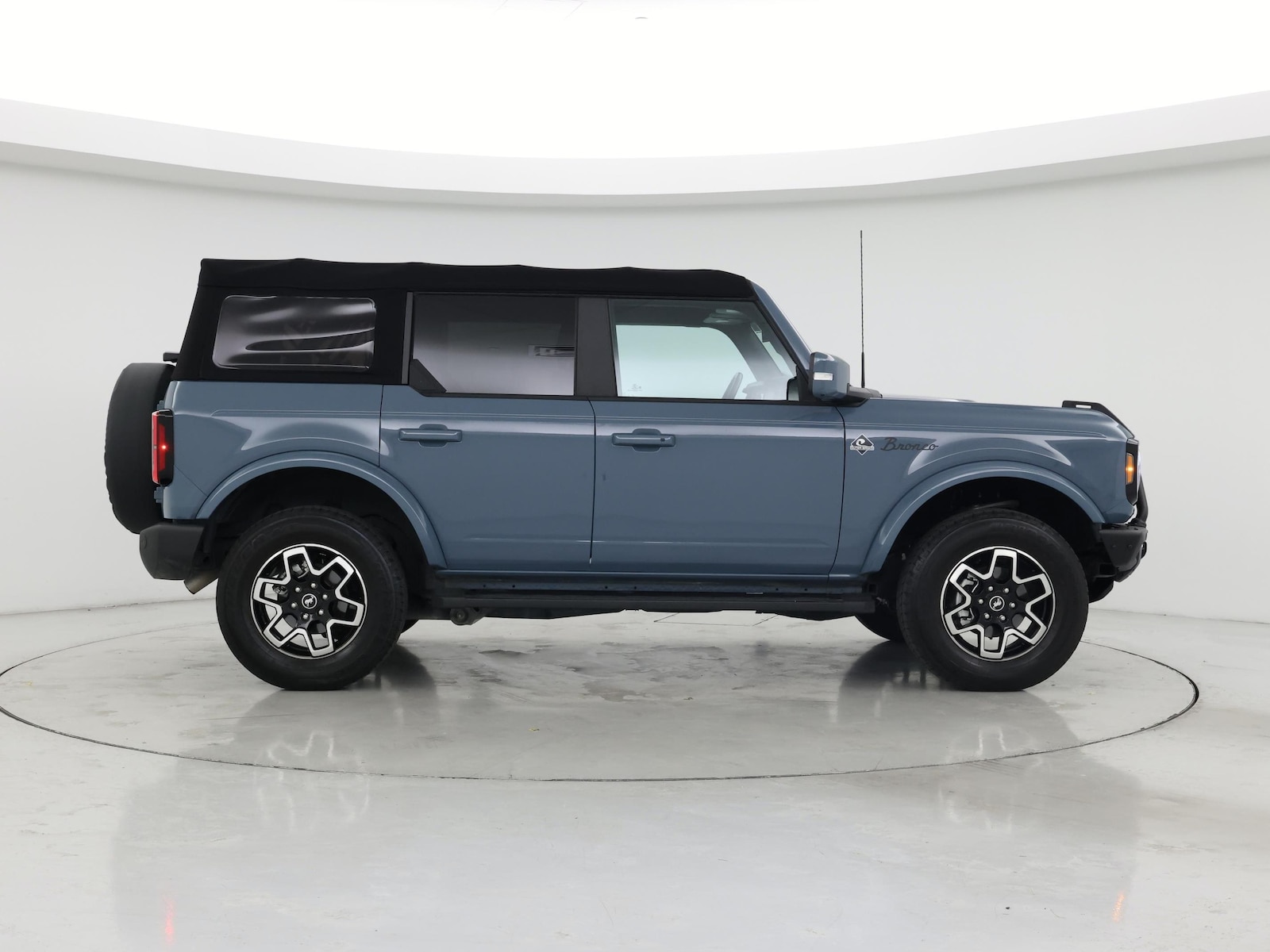 2021 Ford Bronco 4-Door Outer Banks - Photo 8
