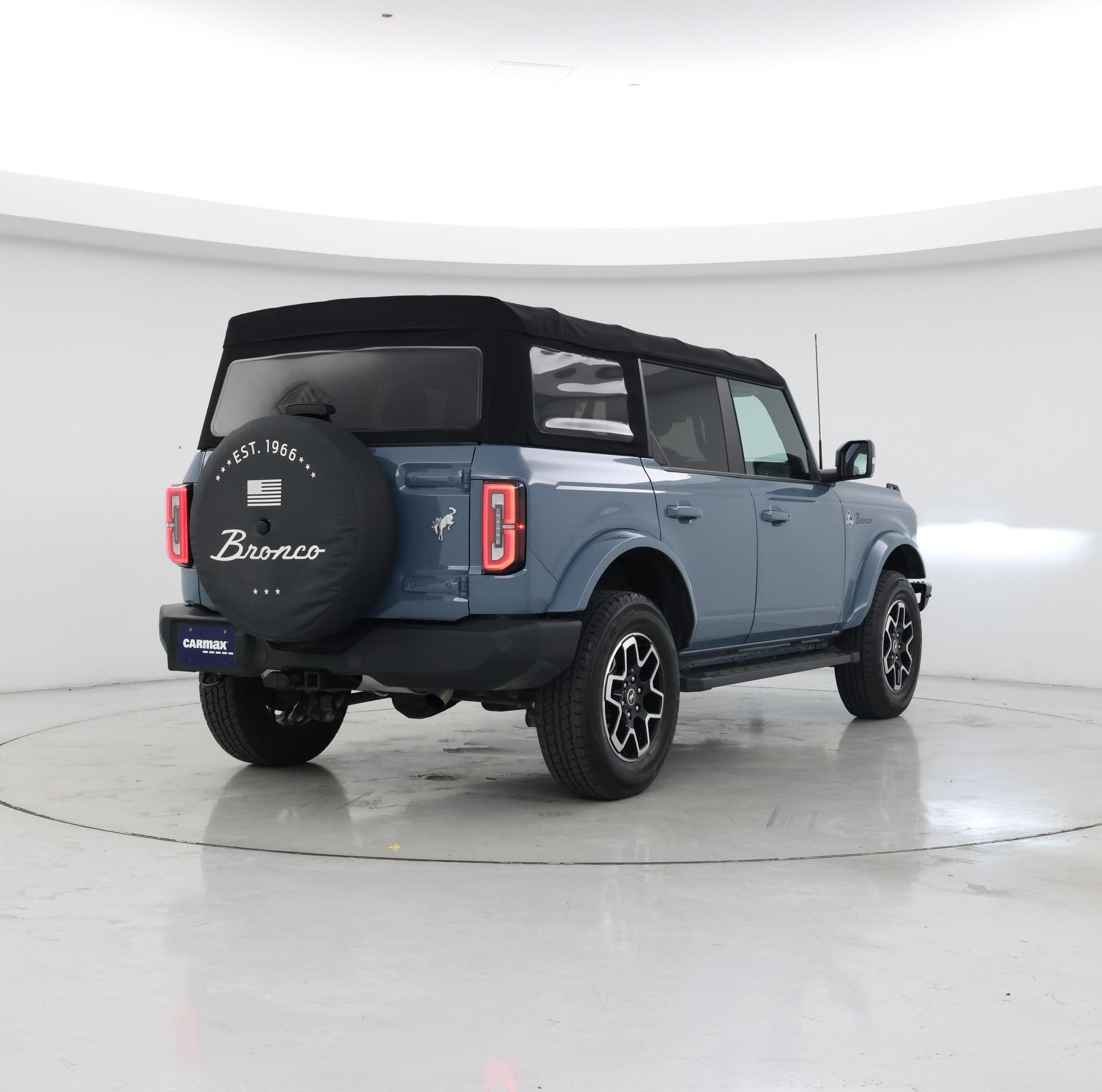 Thumbnail: 2021 Ford Bronco - 8