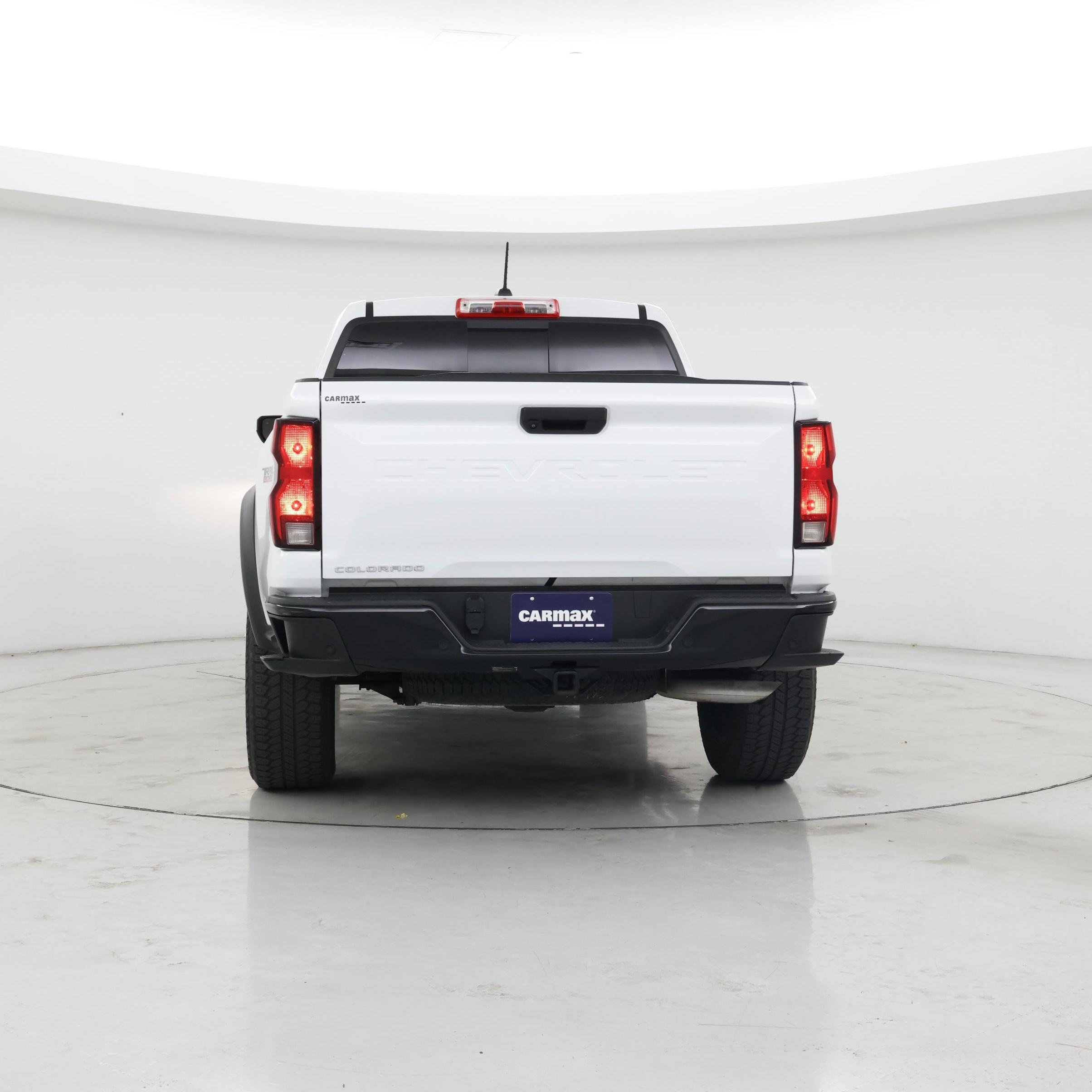 Thumbnail: 2023 Chevrolet Colorado - 6