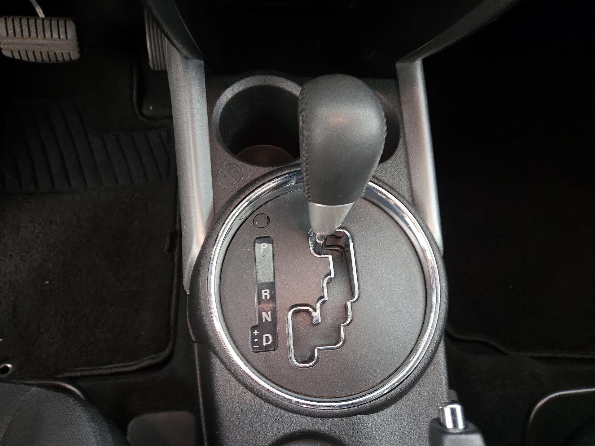 Thumbnail: 2014 Mitsubishi Outlander Sport - 16