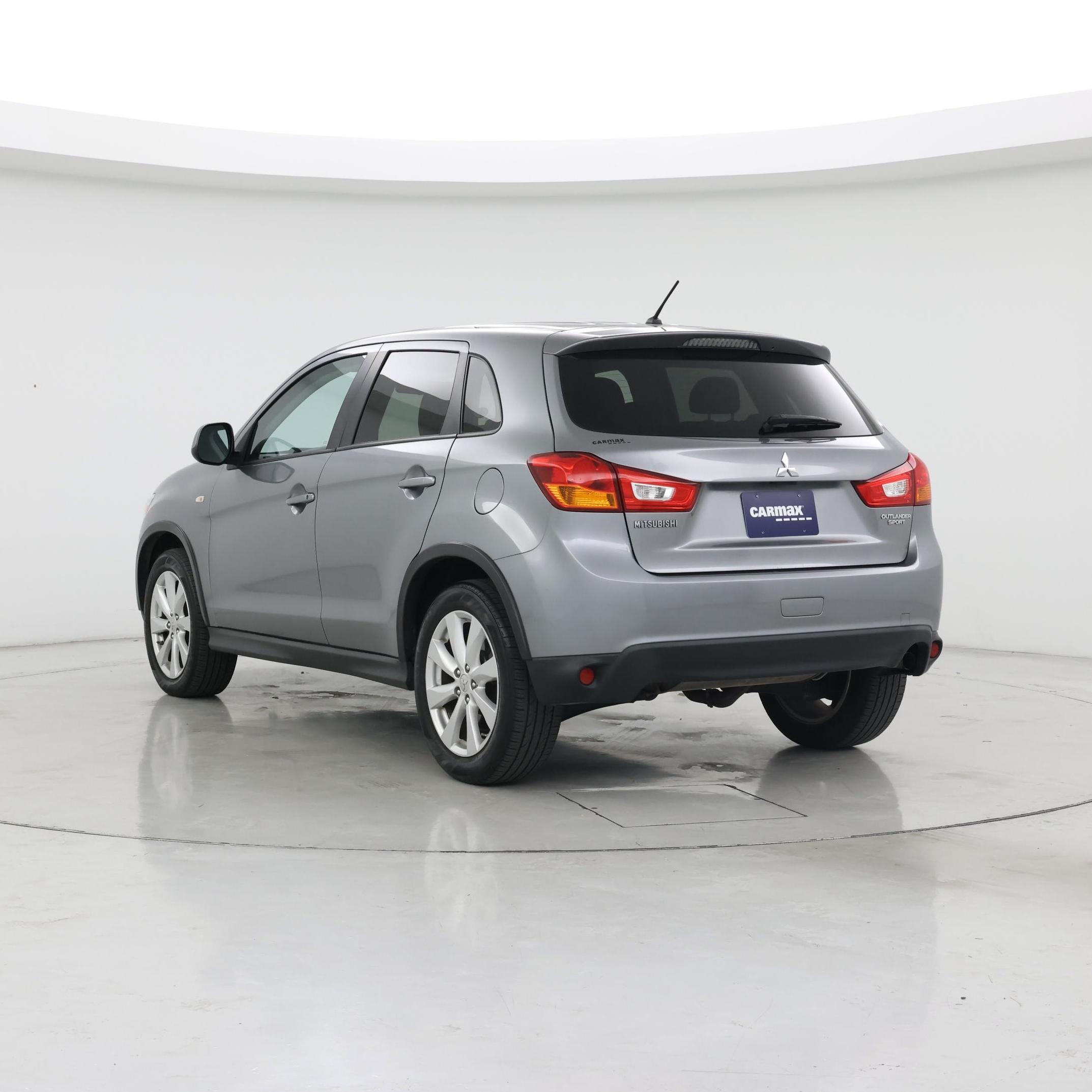 Thumbnail: 2014 Mitsubishi Outlander Sport - 2
