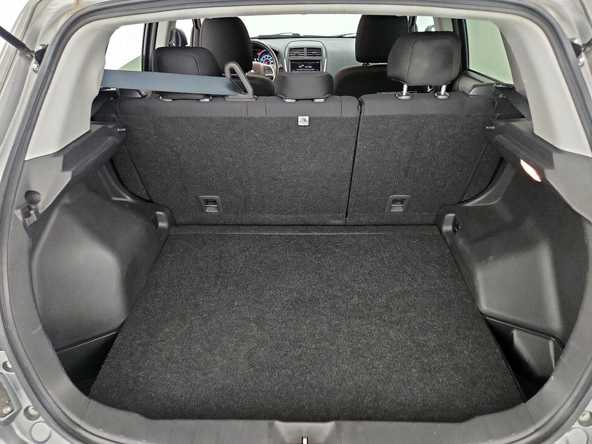 Thumbnail: 2014 Mitsubishi Outlander Sport - 19