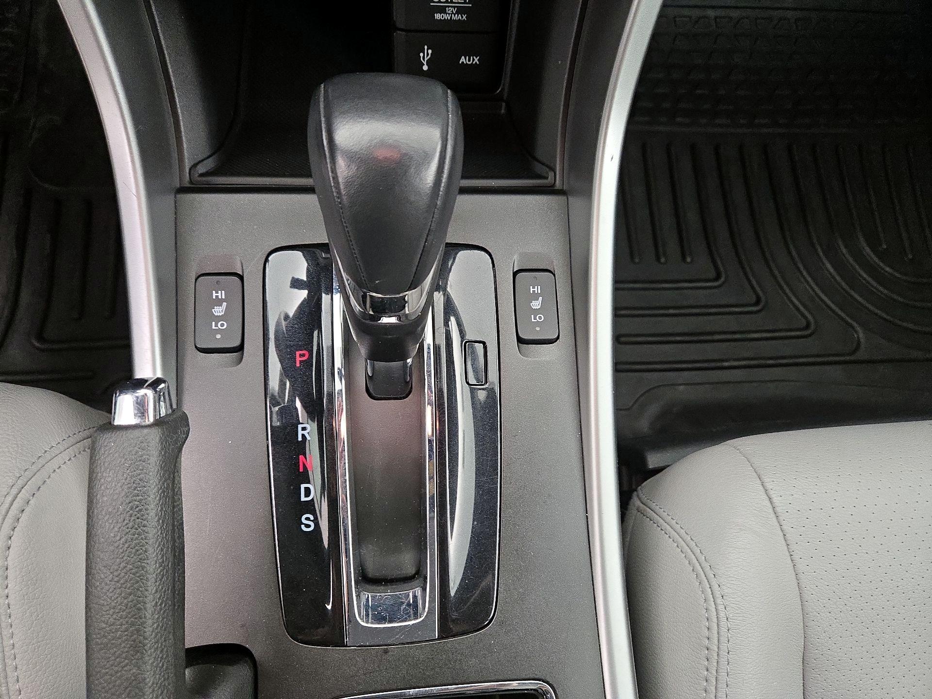 Thumbnail: 2015 Honda Accord - 15