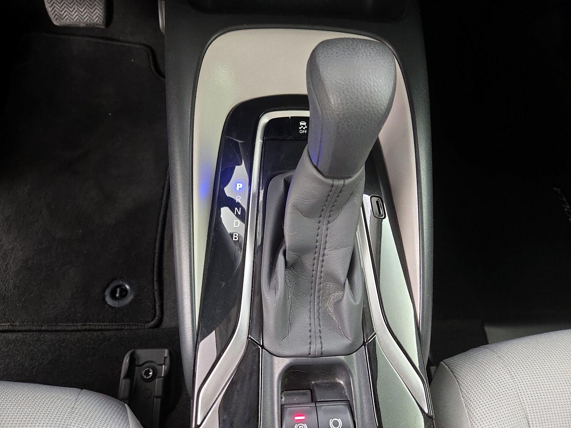 Thumbnail: 2021 Toyota Corolla - 17