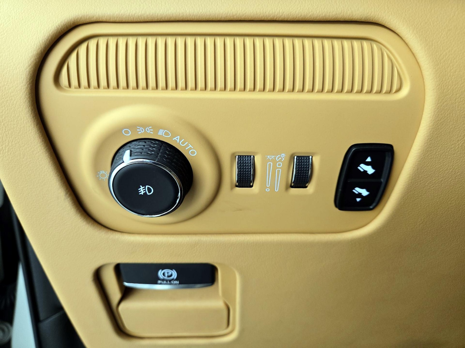2022 Jeep Grand Wagoneer Series III - Photo 14