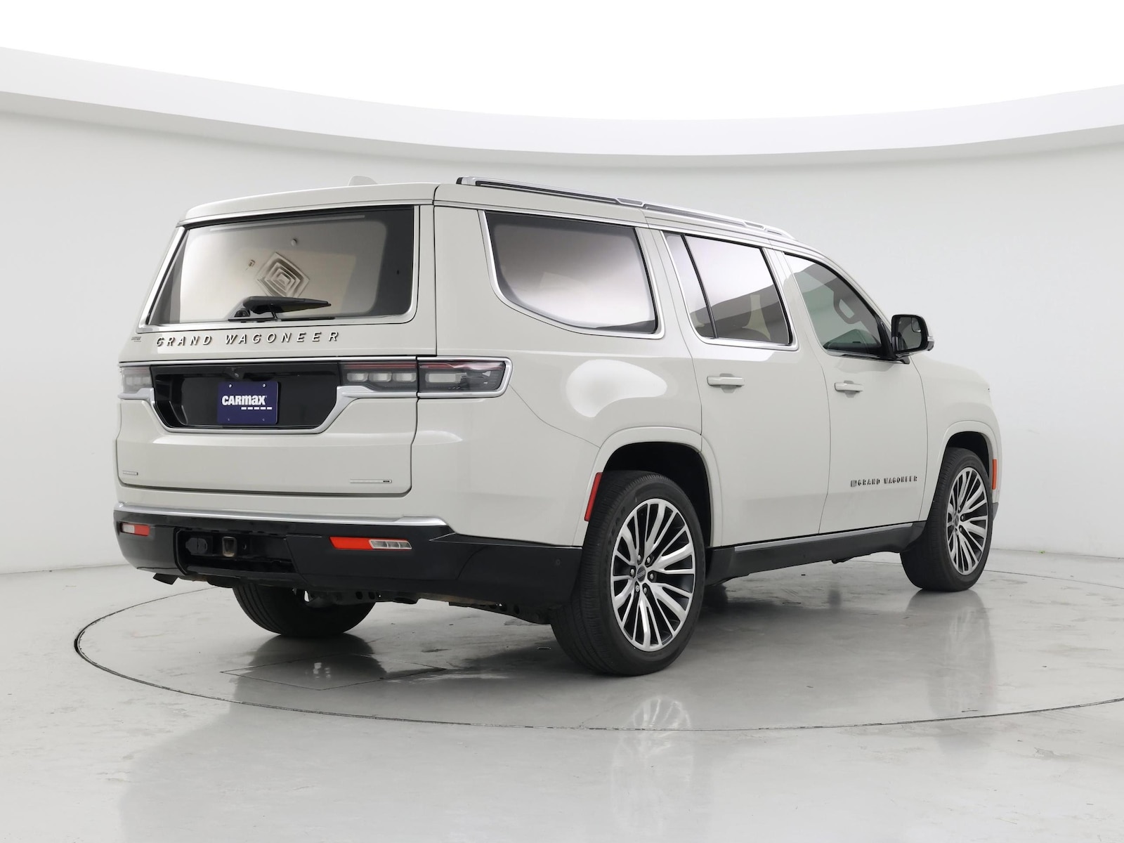 2022 Jeep Grand Wagoneer Series III - Photo 9