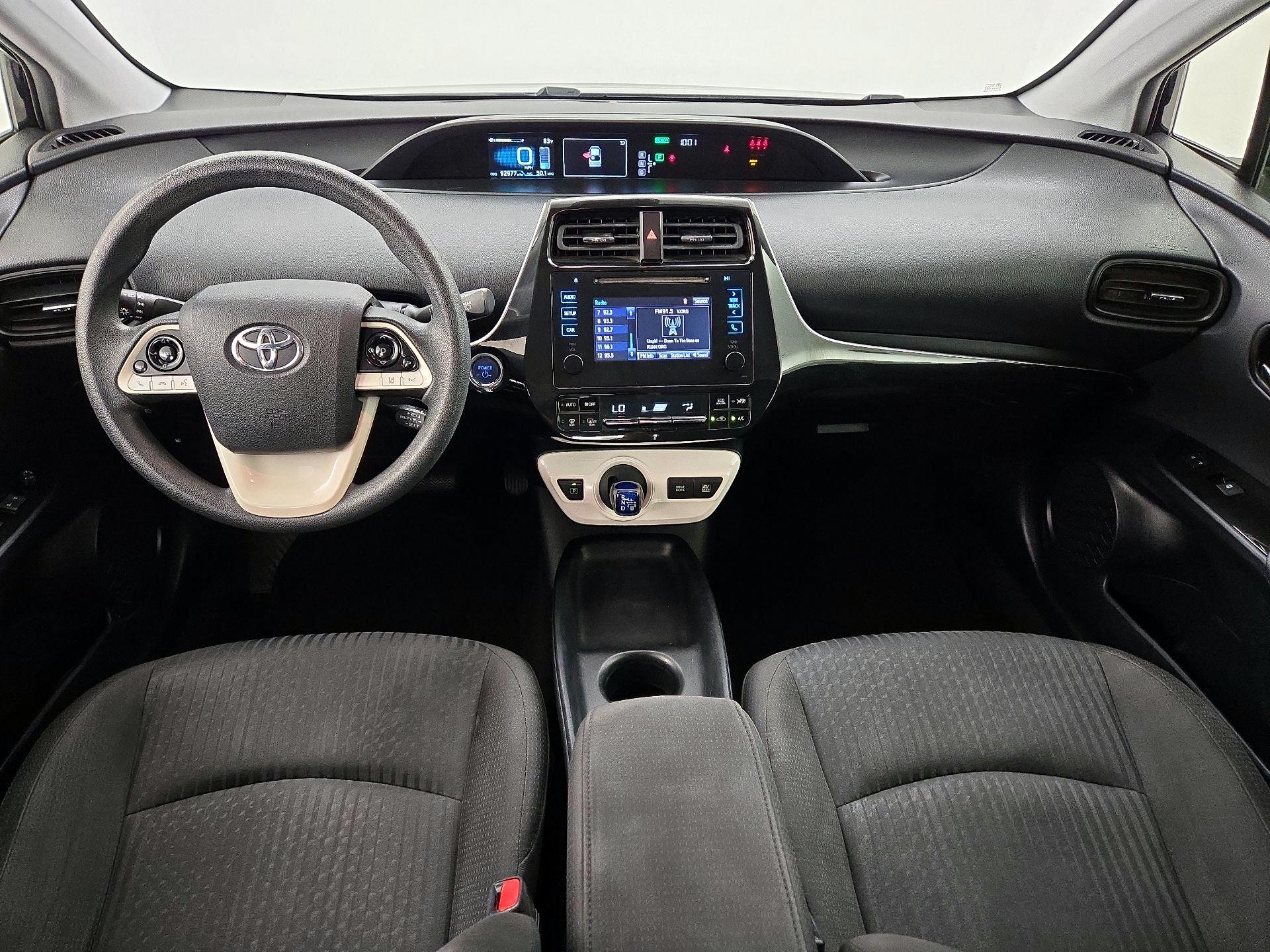 Thumbnail: 2017 Toyota Prius - 9