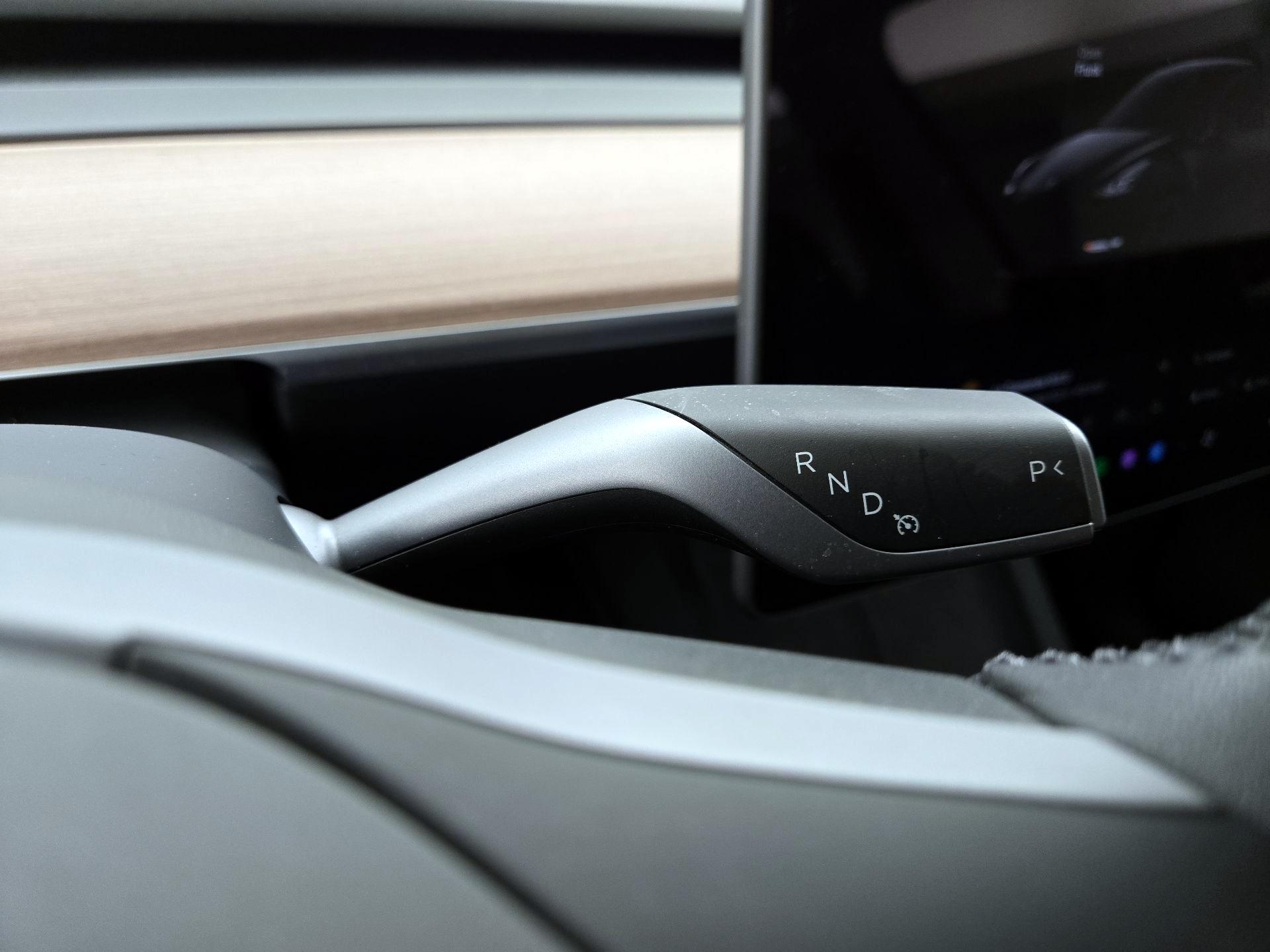 Thumbnail: 2025 Tesla Model Y - 17