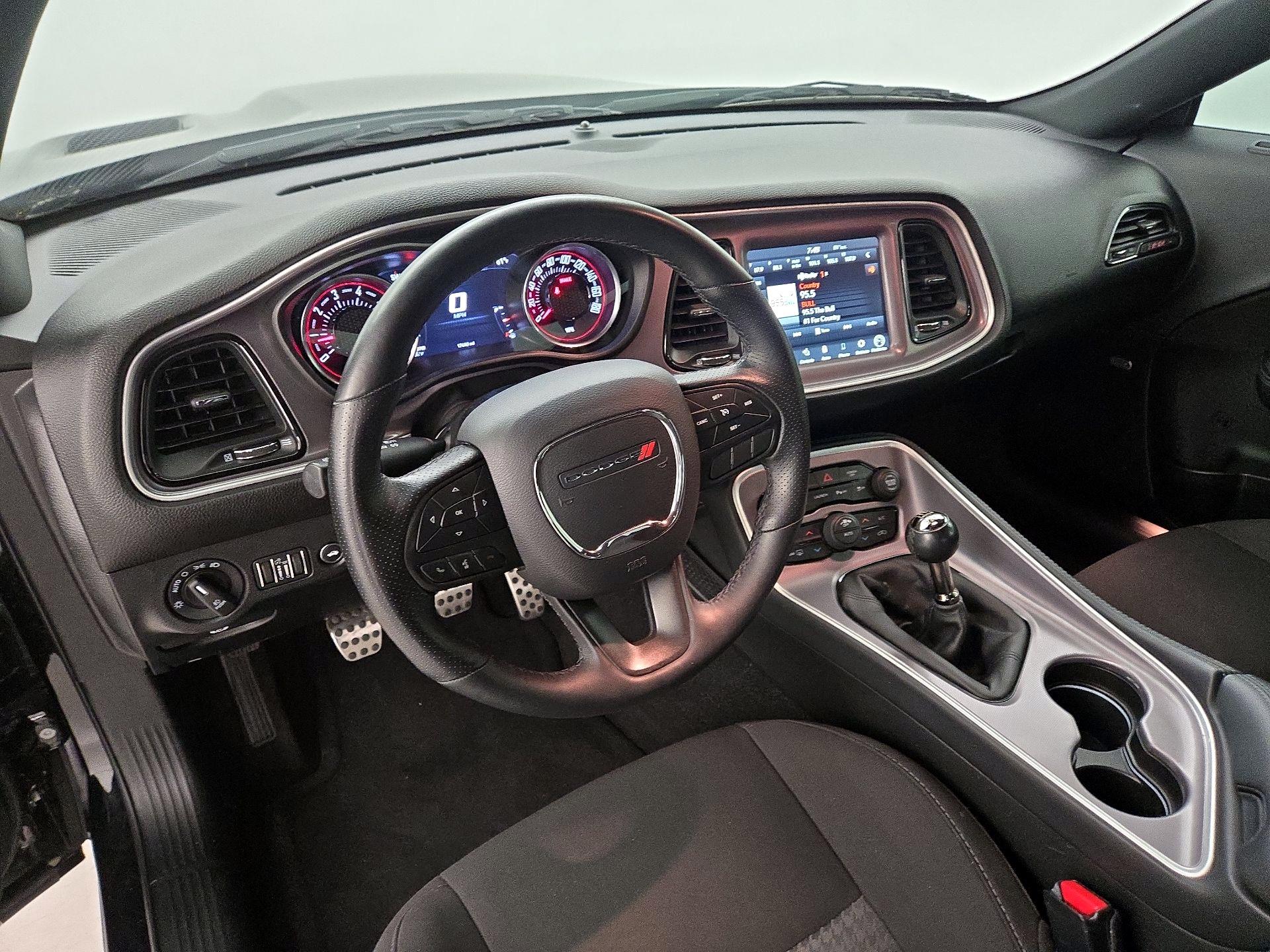 Thumbnail: 2022 Dodge Challenger - 9