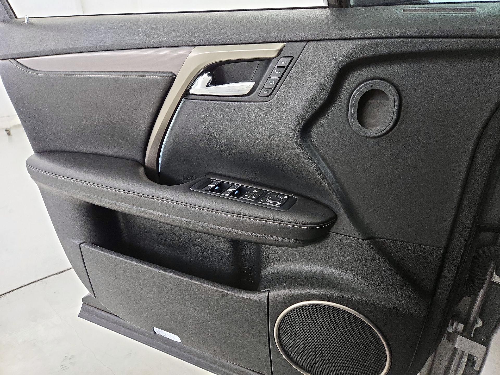 Thumbnail: 2017 Lexus RX - 12