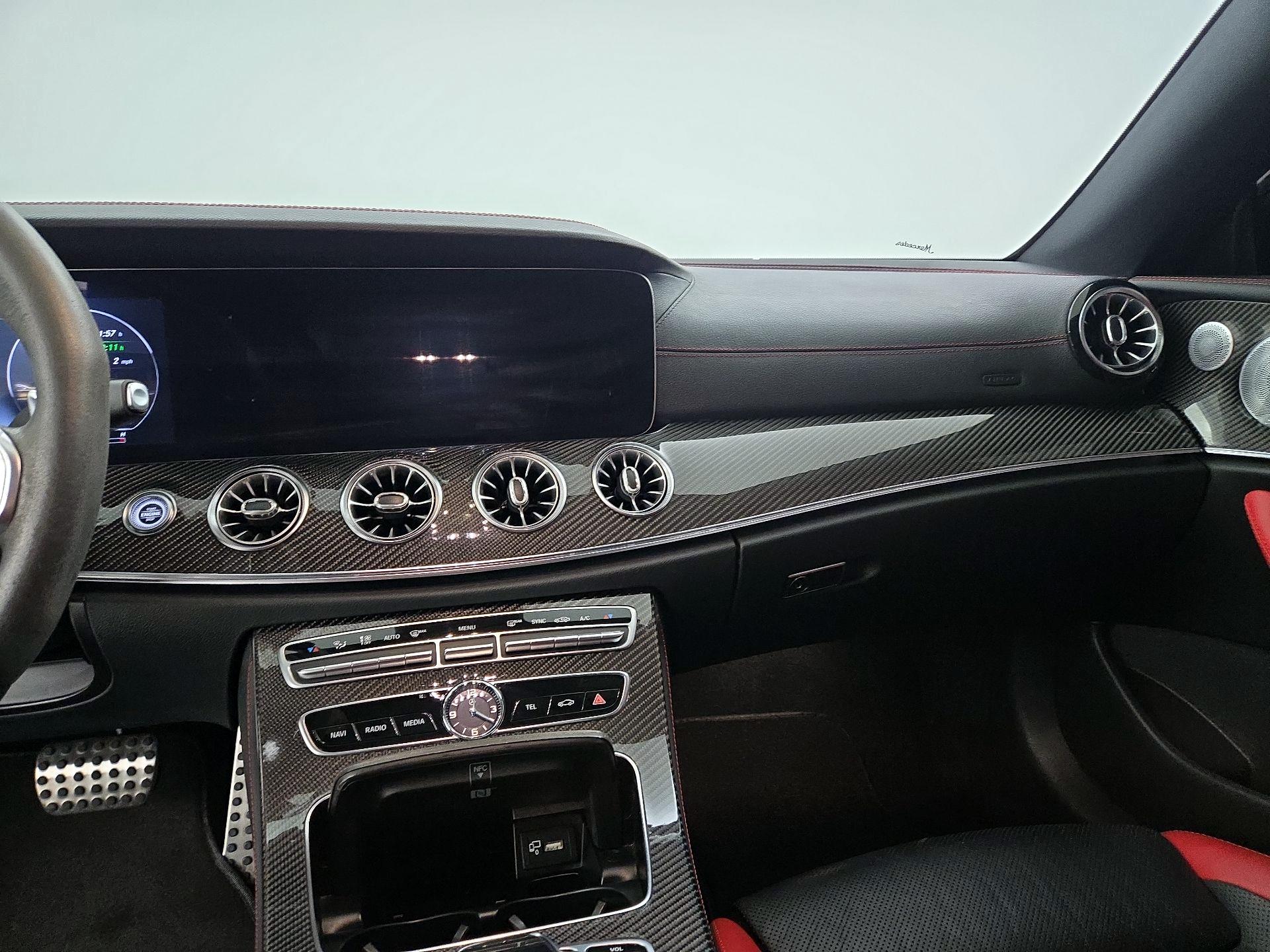 Thumbnail: 2020 Mercedes-Benz E-Class - 9
