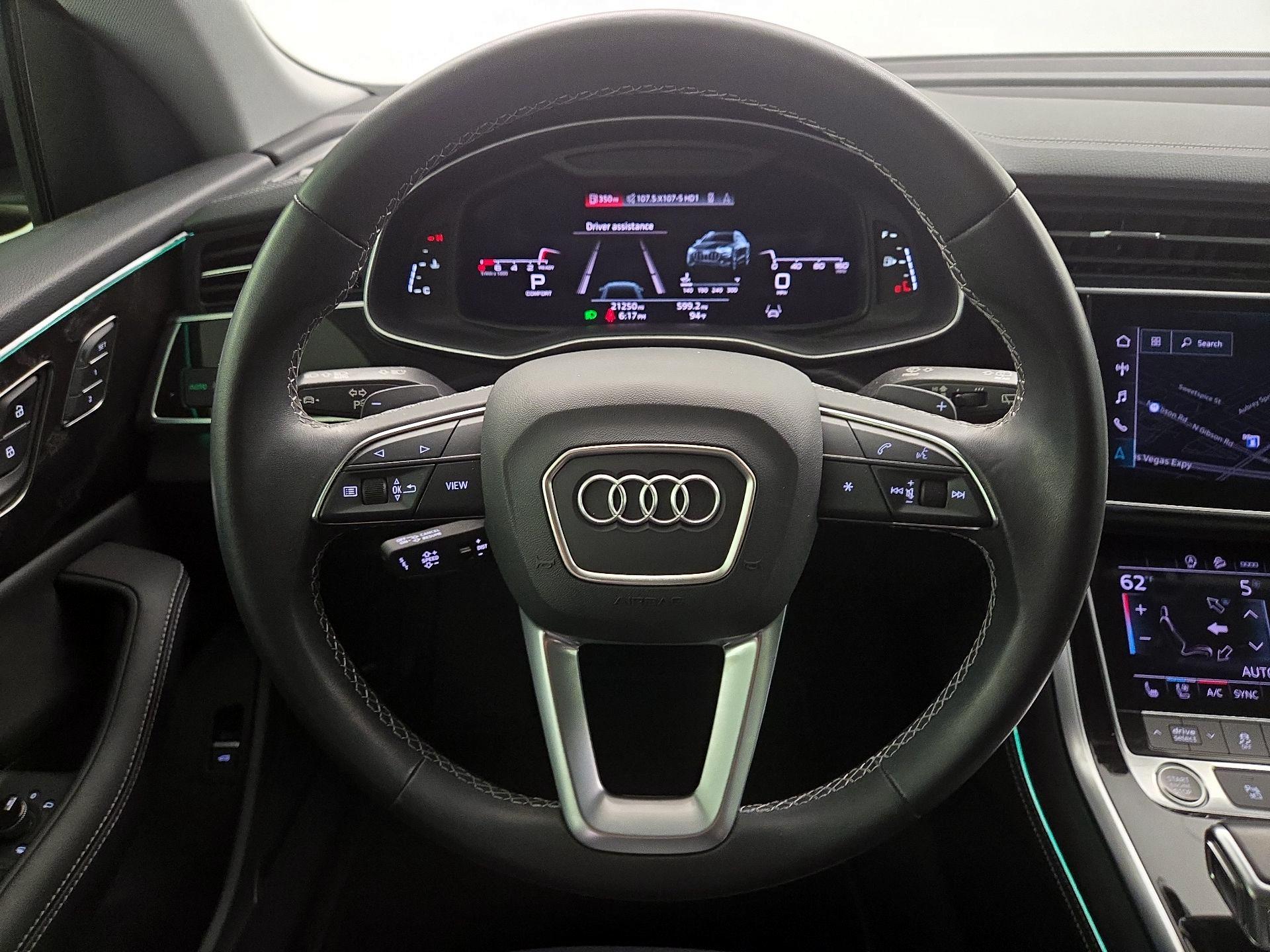 Thumbnail: 2023 Audi Q8 - 10
