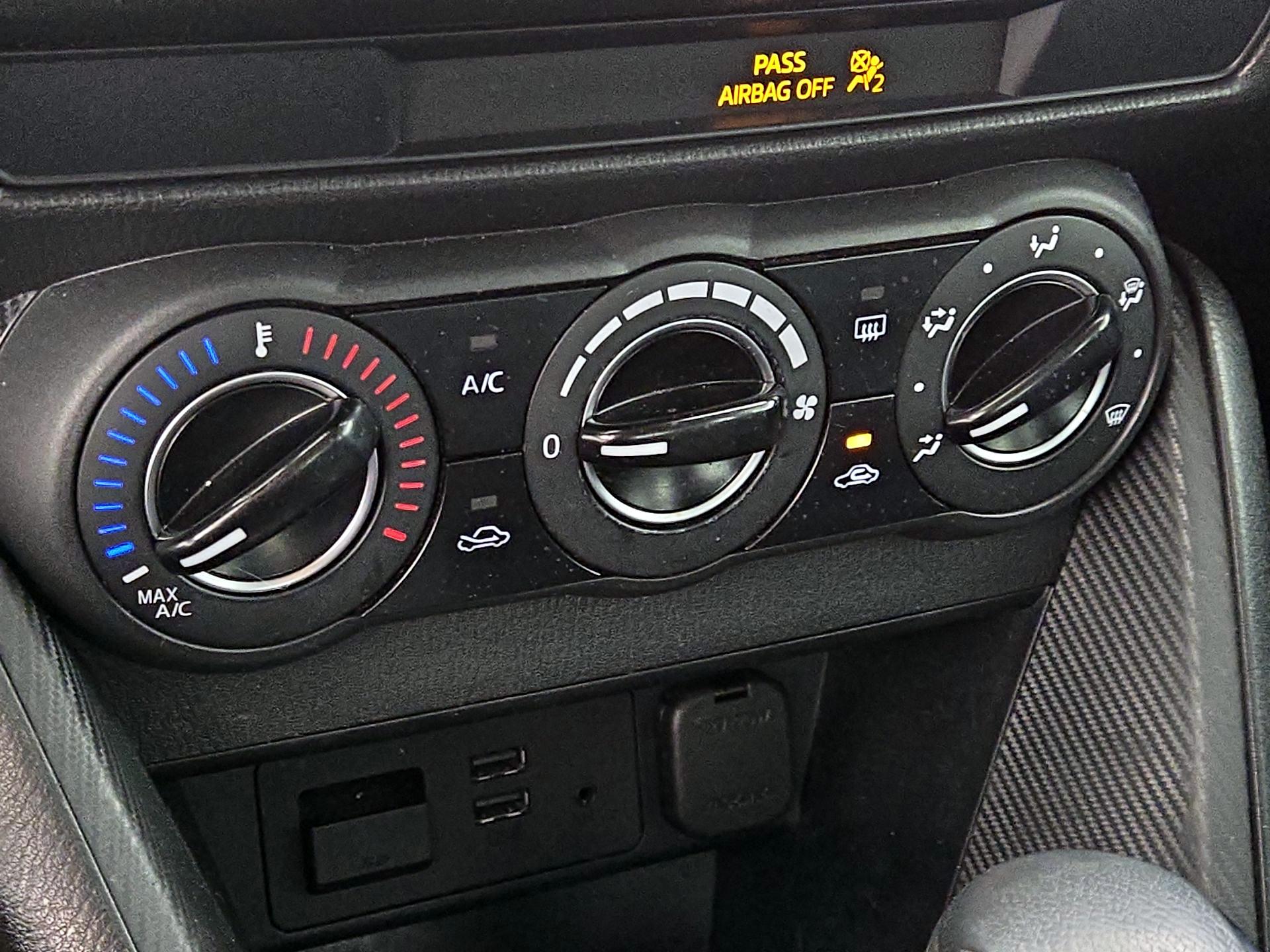 Thumbnail: 2019 Toyota Yaris - 16