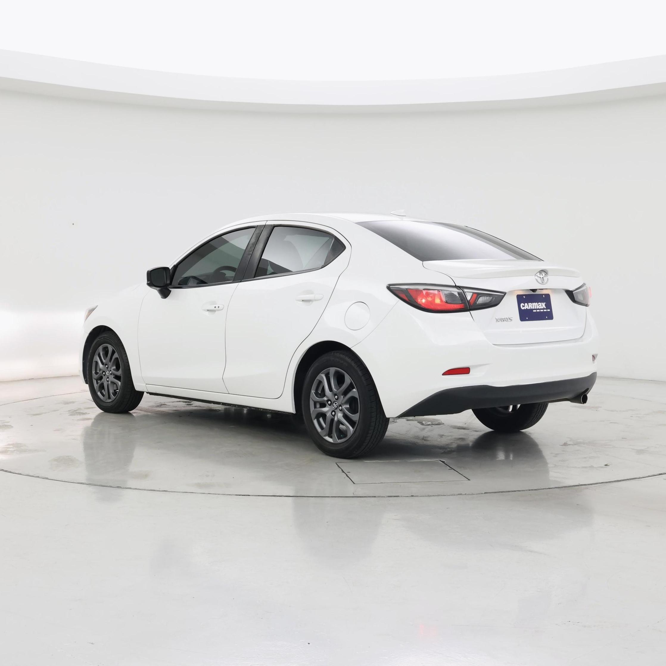 Thumbnail: 2019 Toyota Yaris - 2