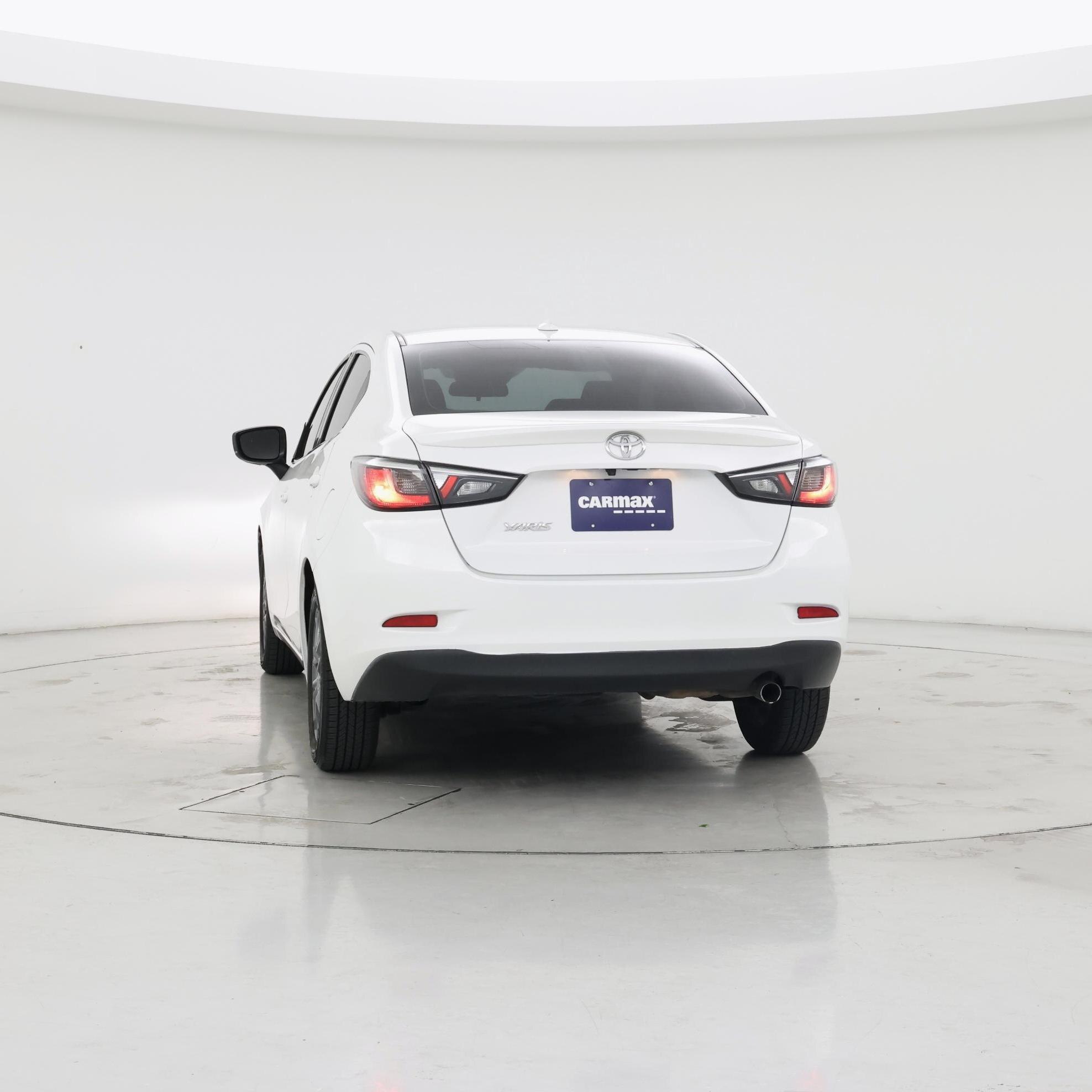 Thumbnail: 2019 Toyota Yaris - 6