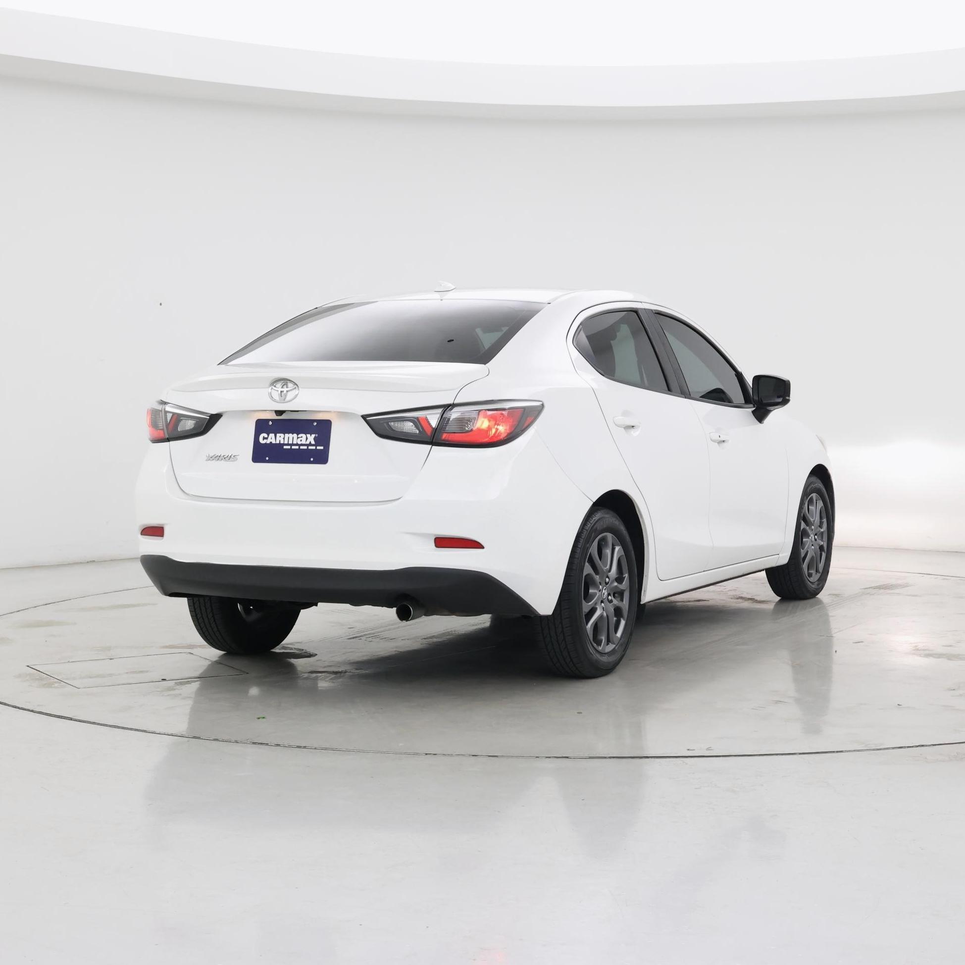 Thumbnail: 2019 Toyota Yaris - 8