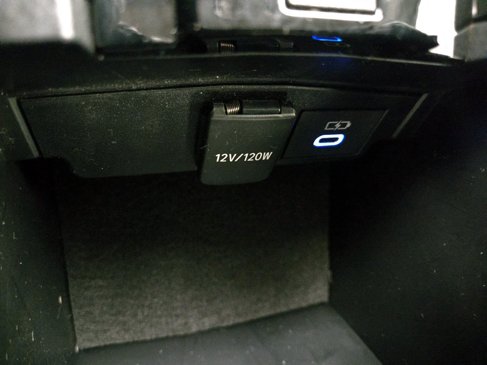 Thumbnail: 2022 Toyota Corolla - 18