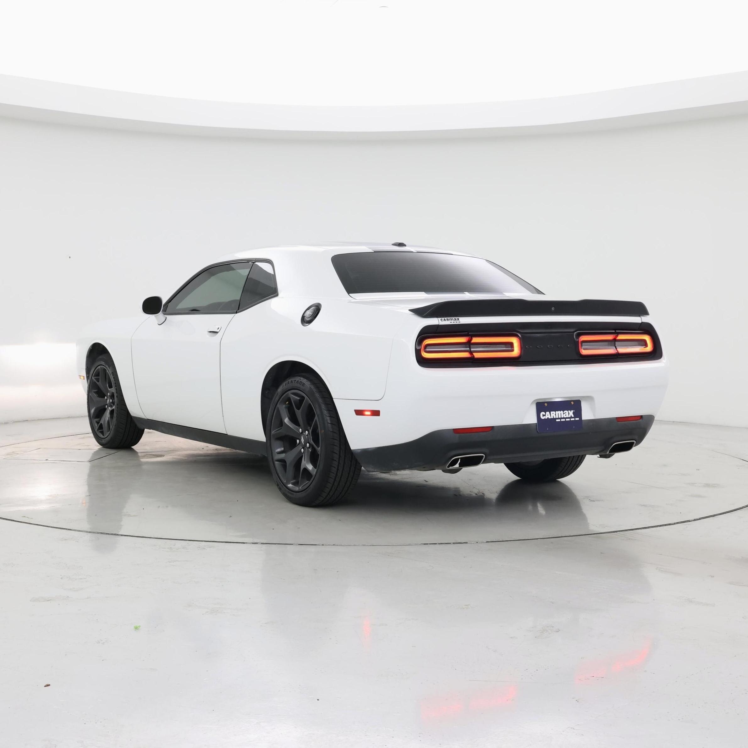 Thumbnail: 2020 Dodge Challenger - 2